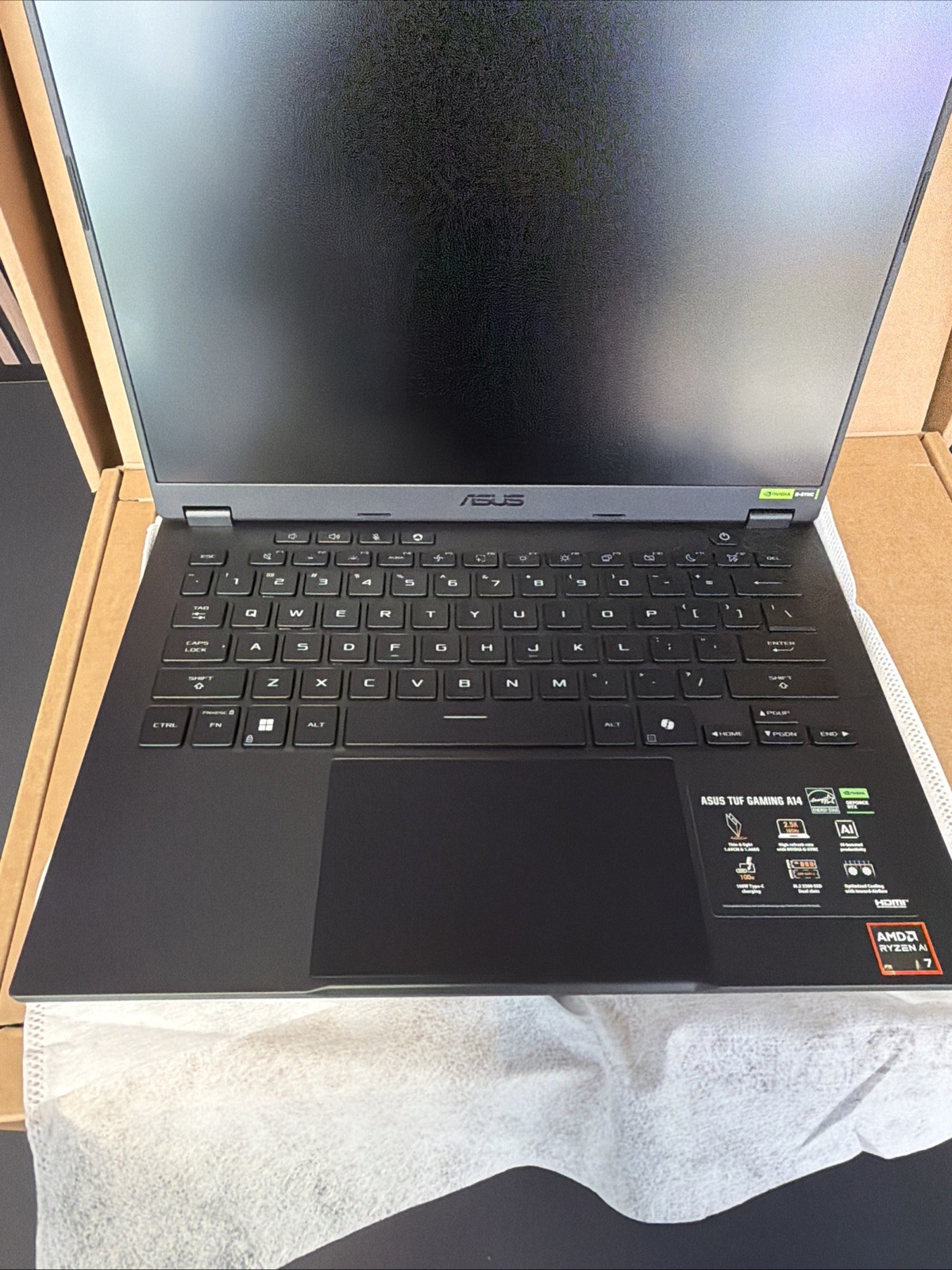 ASUS TUF Gaming A14 FA401KM-RG003W AMD Ryzen AI 7 16GB 1TB SSD RTX 5060 14″ W11H