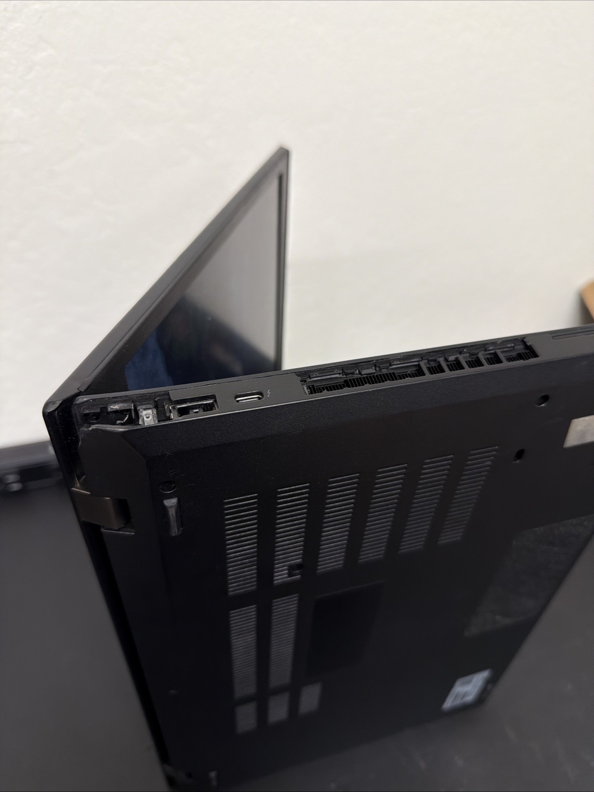 Lenovo ThinkPad P15v Gen 3 15.6FHD i7-12700H 2.3GHz 16GB RAM 512GB SSD Excellent