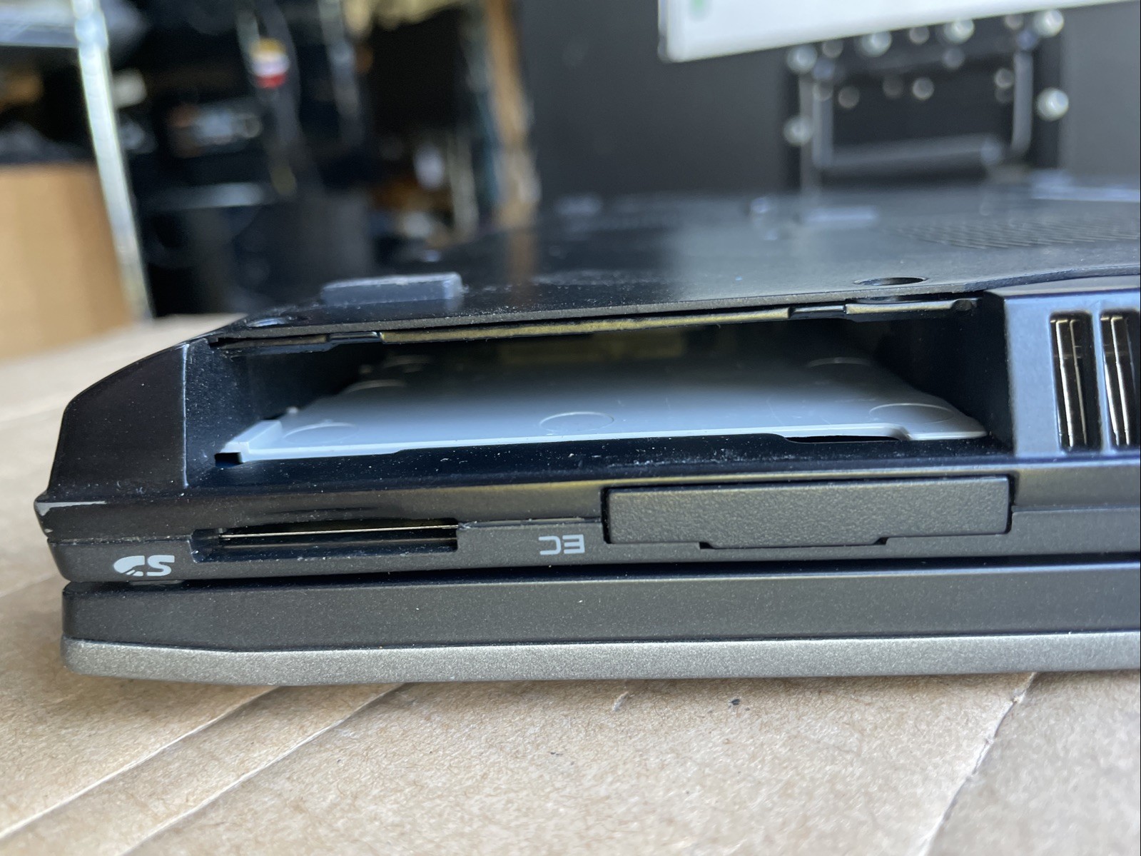 Dell Latitude E6510 i3-M380 2.53Ghz 4GB No HDD No Charger-For Parts