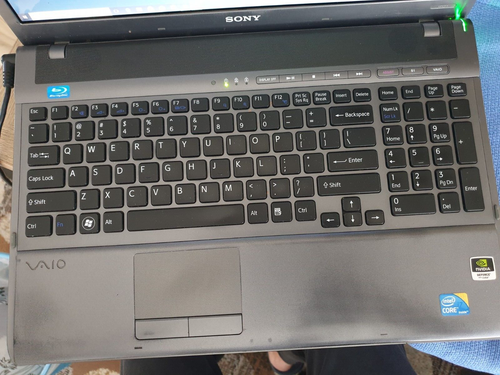 Sony VAIO INTEL CORE I7-Q740 1.73 GHz 16.4IN 240GB 8GB Ram Win10 Nvidia G310M