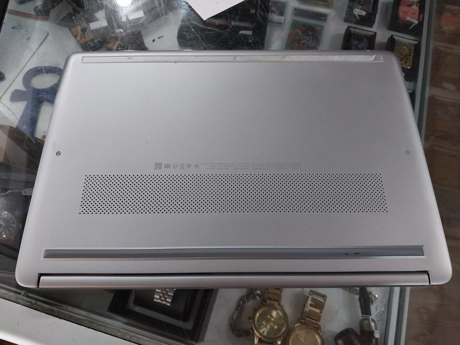 HP 14s-fq0027AU AMD 3020e w/ Radeon Graphics WIN 11 HOME 8GB RAM 128GB SSD