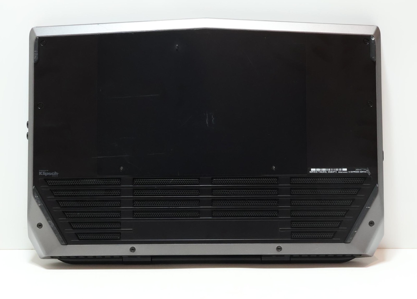 Dell Alienware 15 R2 Core i5-6300HQ 2.3GHz 8GB 128GB 1TB GTX 965M 15.4″