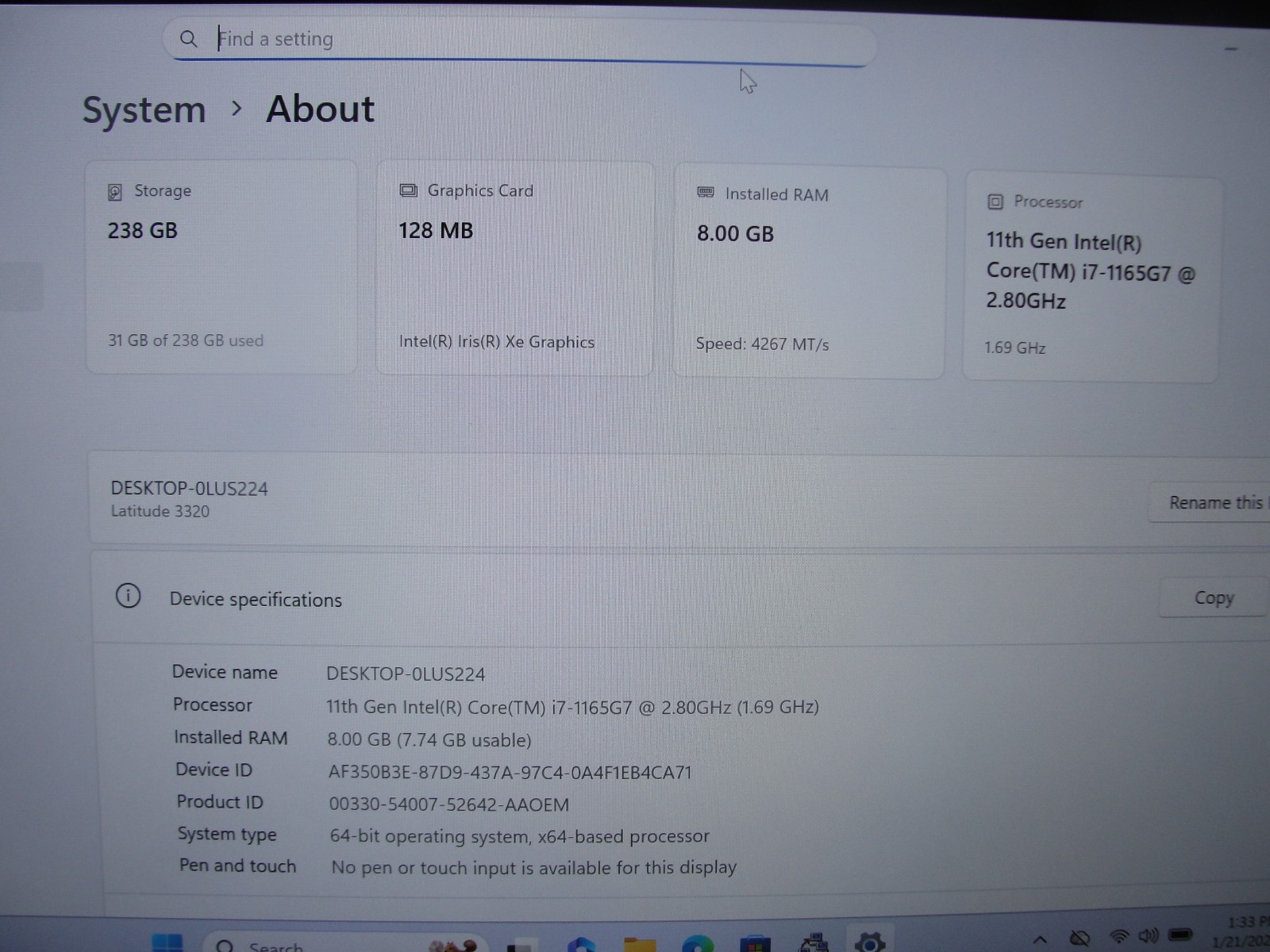 Dell Latitude 3320 13.3″FHD i7-1165G7 8GB RAM 2.8GHz 256GB SSD Intel Iris Xe