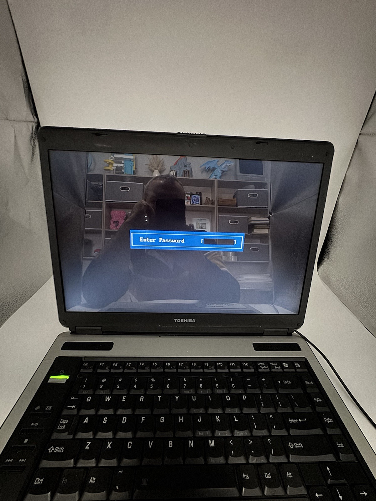 Lot Of 2 Laptops Toshiba Satellite A105-S2081 & ASUS X54C Powers On Locked