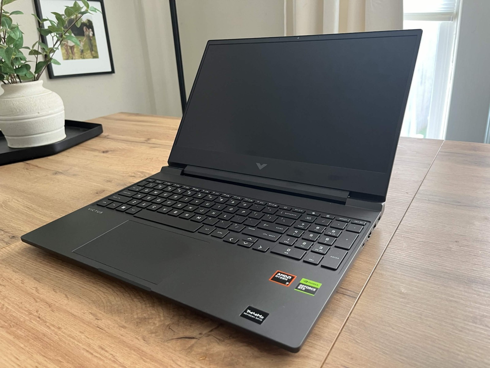 HP Victus 15.6″ Gaming Laptop Ryzen 7 8845HS, 16GB DDR5 RAM, 1TB SSD, RTX 4060