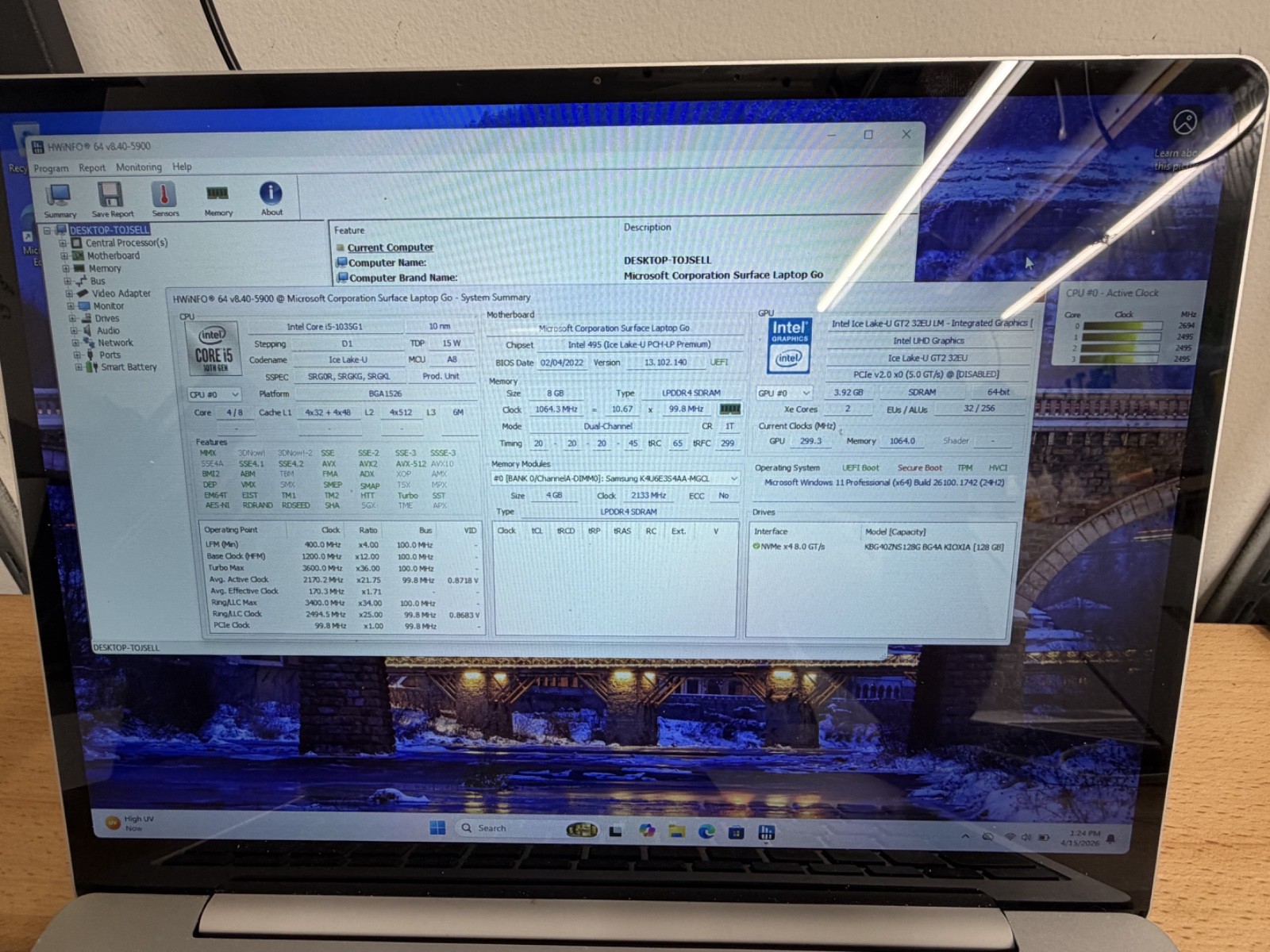 Microsoft Surface Laptop Go 1 1943 12.4 i5-1035G1 1.0GHz 8GB 128GB WORKS CRACKED