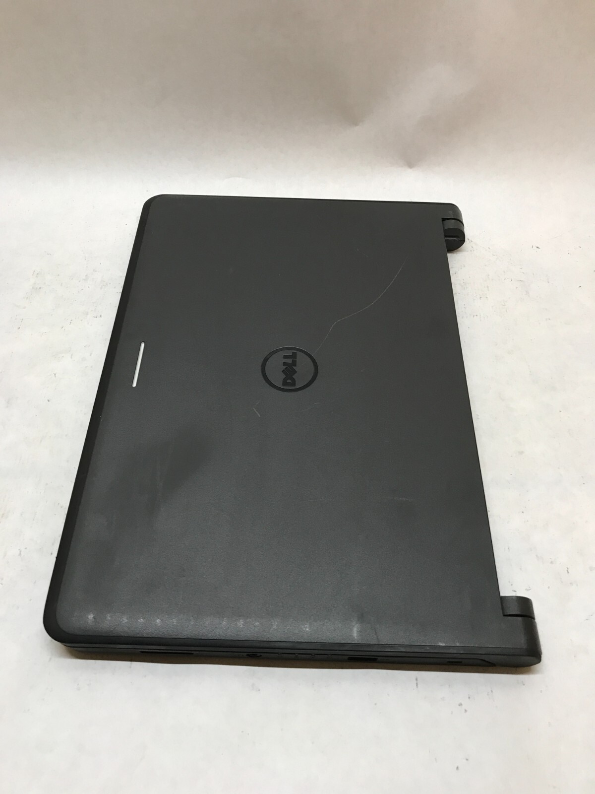 Dell Latitude 3340 13″ Celeron 8GB RAM 500GB HDD Windows 7 NO BATTERY C-Grade DW