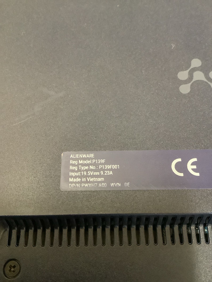 ALIENWARE AC16250 16 AURORA GAMING LAPTOP WITH POWER SUPPLY CORD (B42013535)