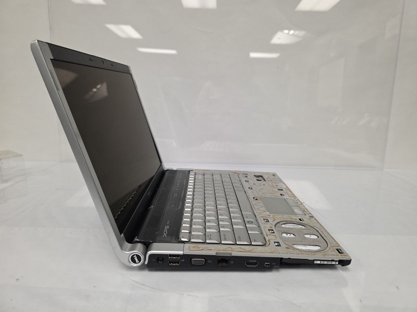 Retro Dell XPS M1530| Blue |2GB RAM|HDD:160 GB| Intel Core T9300 2.6GHz
