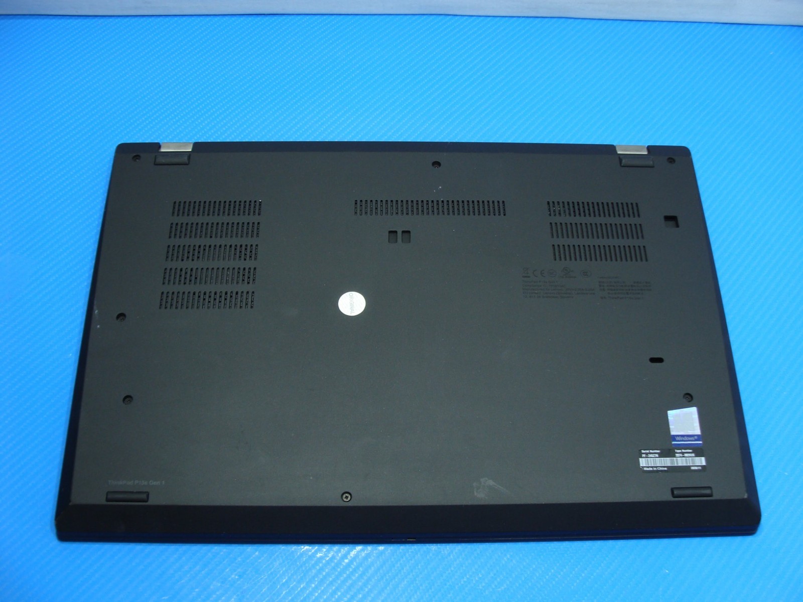 Lenovo ThinkPad P15s Gen 1 15.6″ FHD TOUCH i7-10510U 1.8GHz 16GB 512GB W11P P520