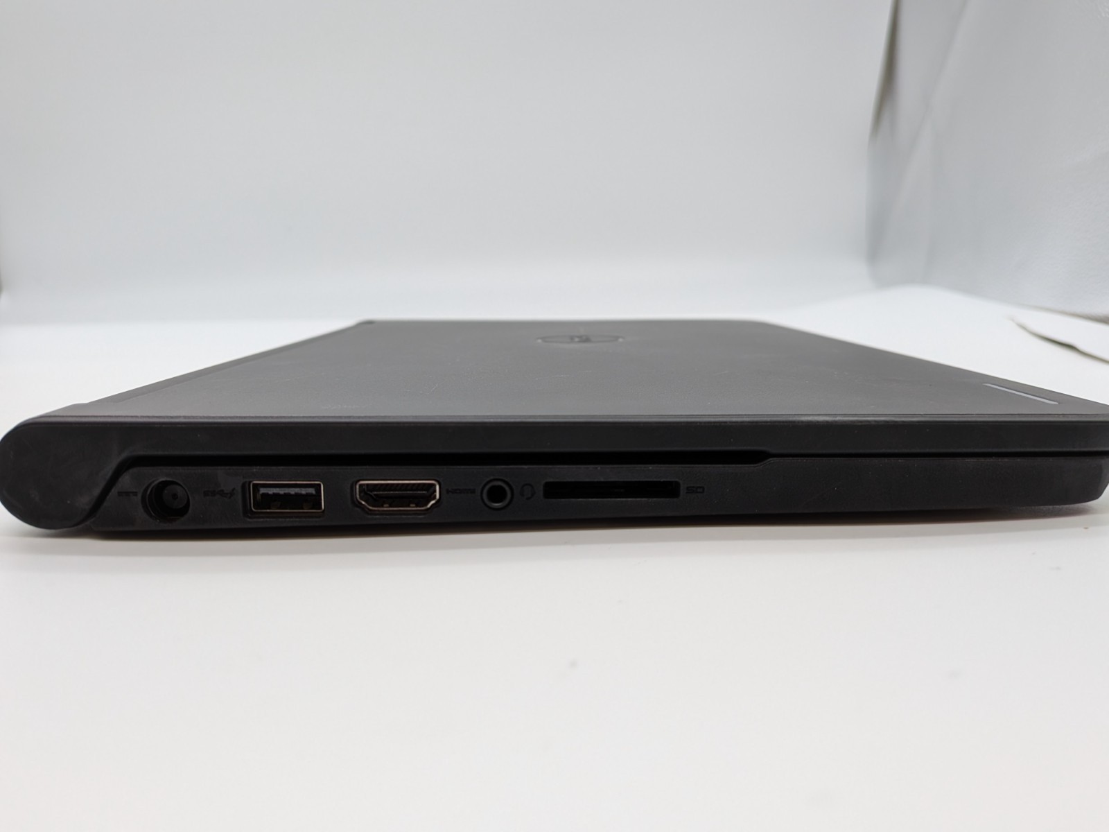 Dell Chromebook 11 P22T Touch Screen Intel Celeron 2.16GHz
