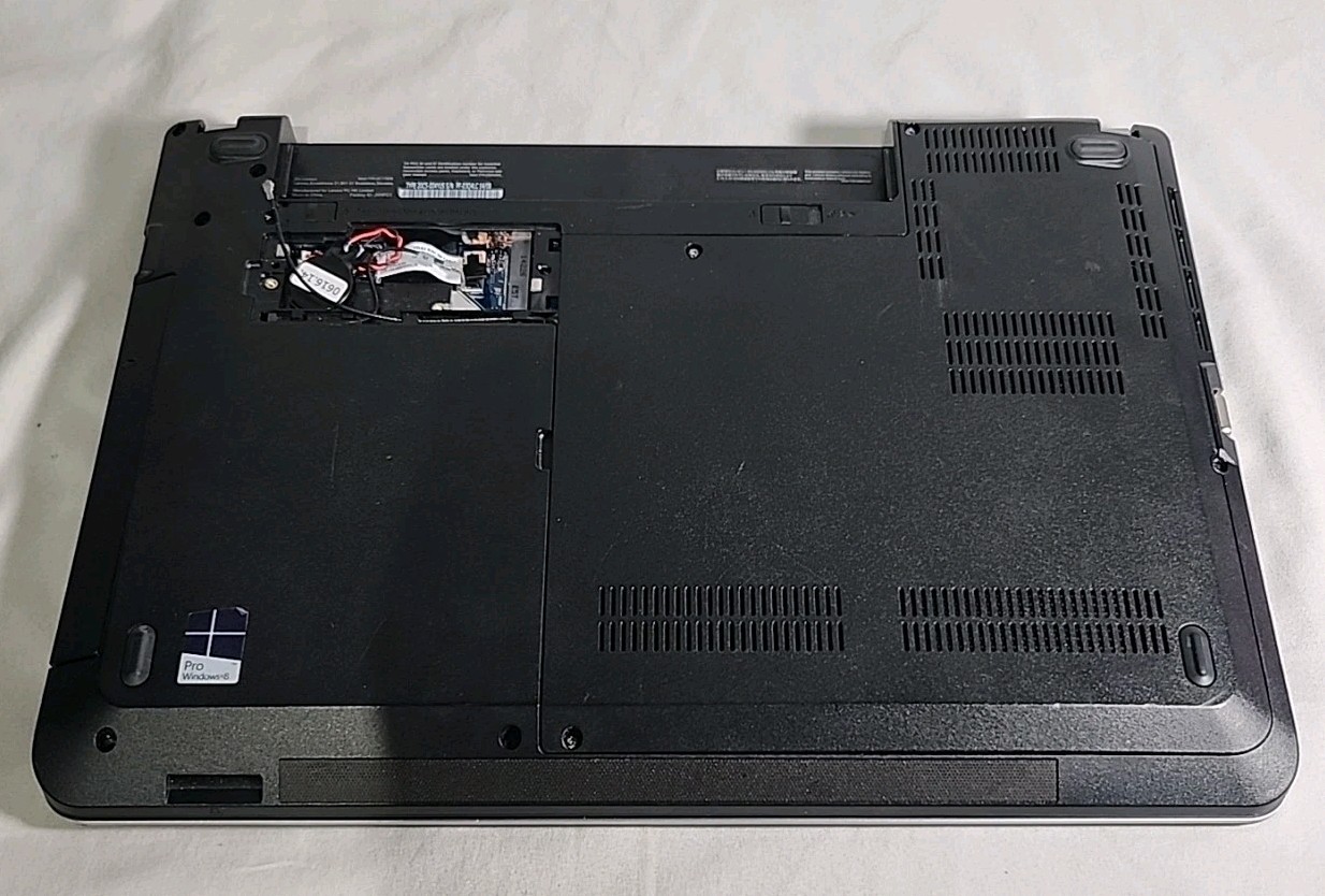 Lenovo Thinkpad E440 Laptop i5 For Parts/Repair! No Drive Or Ram! As-Is!