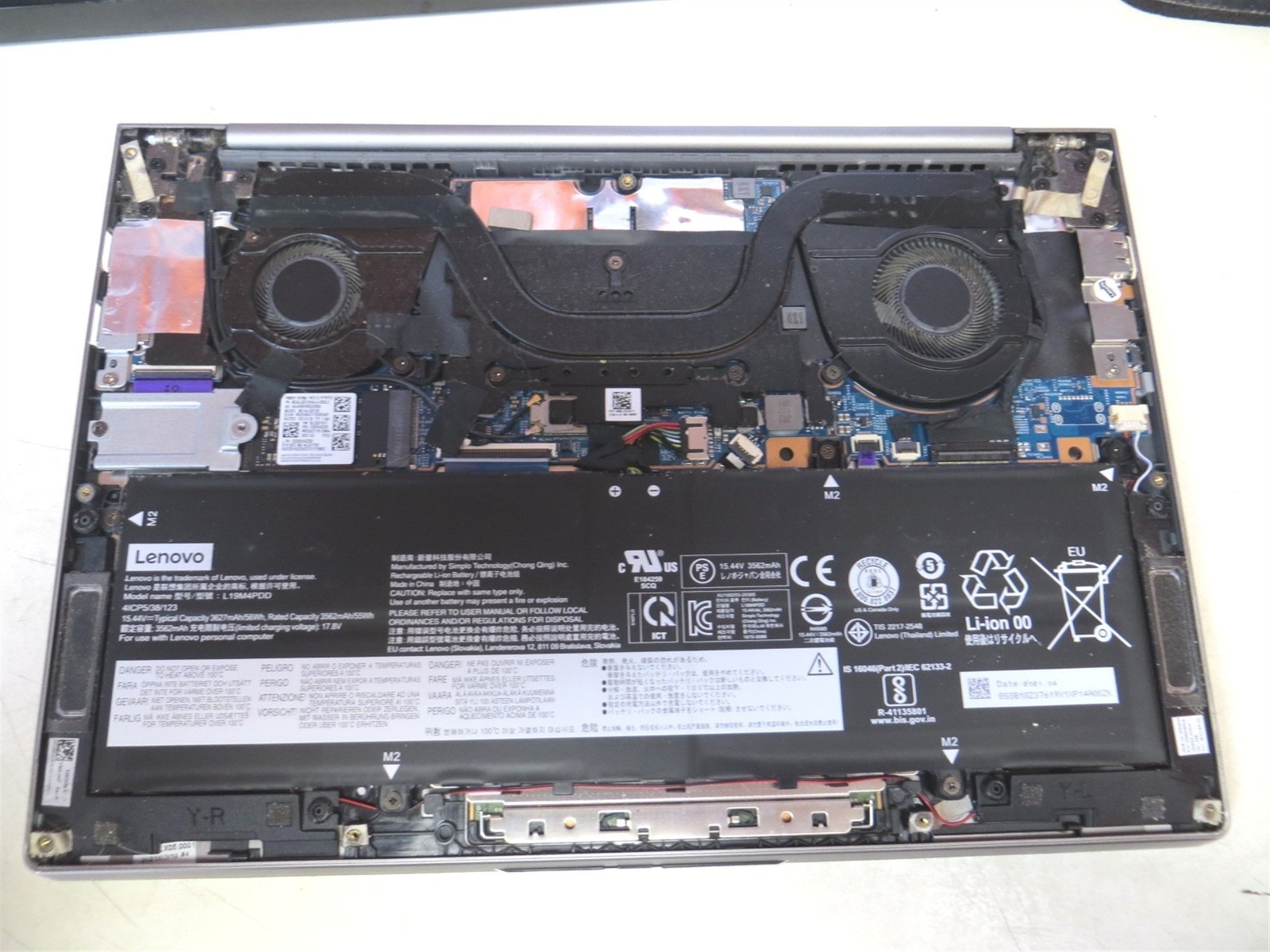 Scratched LCD Lenovo ThinkBook 13s G2 ITL Intel i7-1165G7 2.8GHz 16GB 512GB SSD