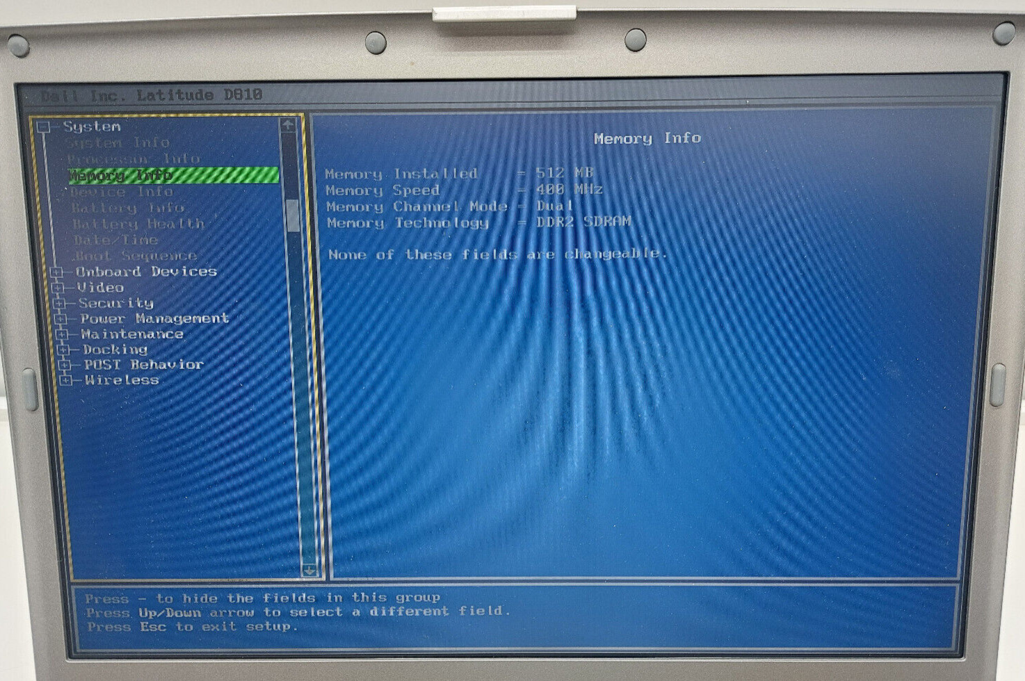 Vintage-Dell Latitude D810 Pentium M 1.73 GHz 512MB RAM 40GB HDD Windows XP Pro