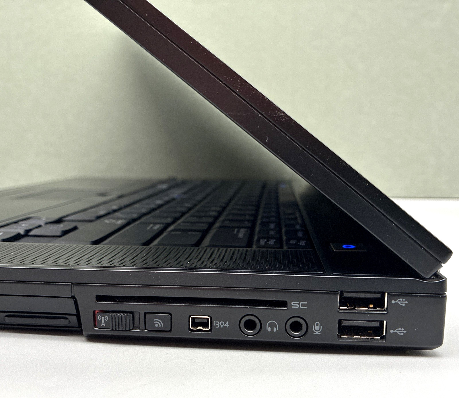 RETRO Dell Latitude E6500/E6510 15” Windows XP 32-Bit Laptop 250GB HDD DVD