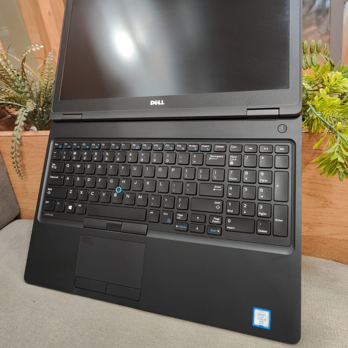 Dell Latitude 5590 15.6″ Laptop i5-8350U 1.70GHz 8GB RAM 256GB SSD Win 11 Pro