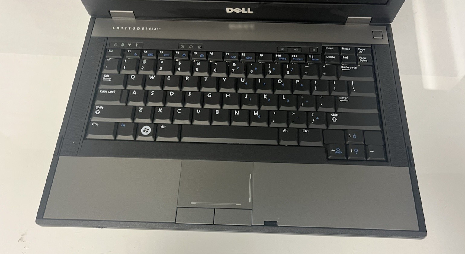 Dell Latitude E5410 i5 M 520 2.40GHz 4GB RAM 160GB HDD NO OS #2