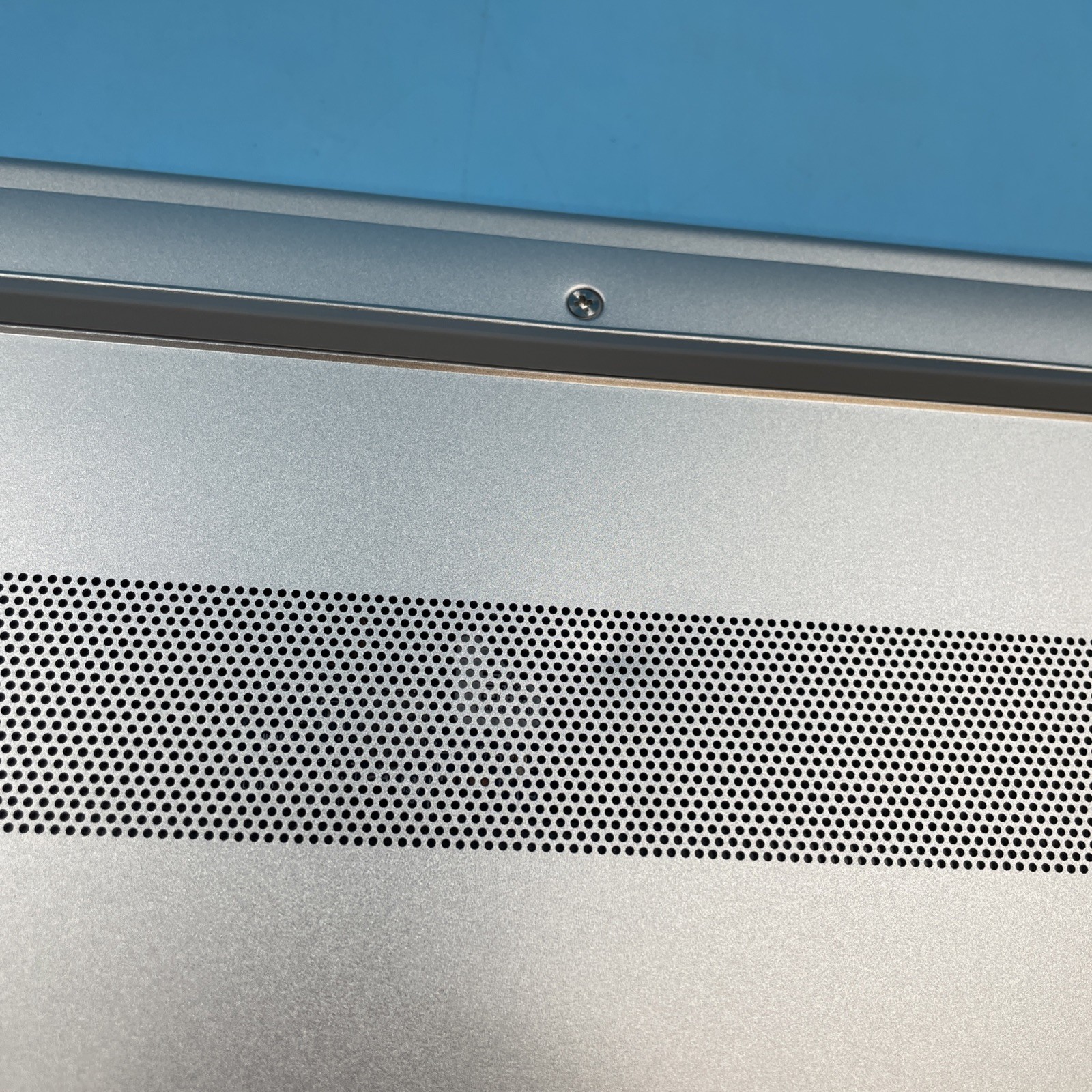 HP EliteBook 840 G9 | i5-1245U | NO RAM | NO DRIVE | NO OS | 80% BATTERY