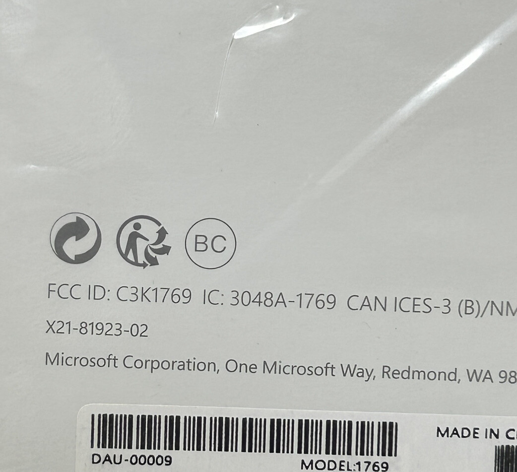 Microsoft 13.5-Inch Multi-Touch Intel Core i7 Surface Laptop 2