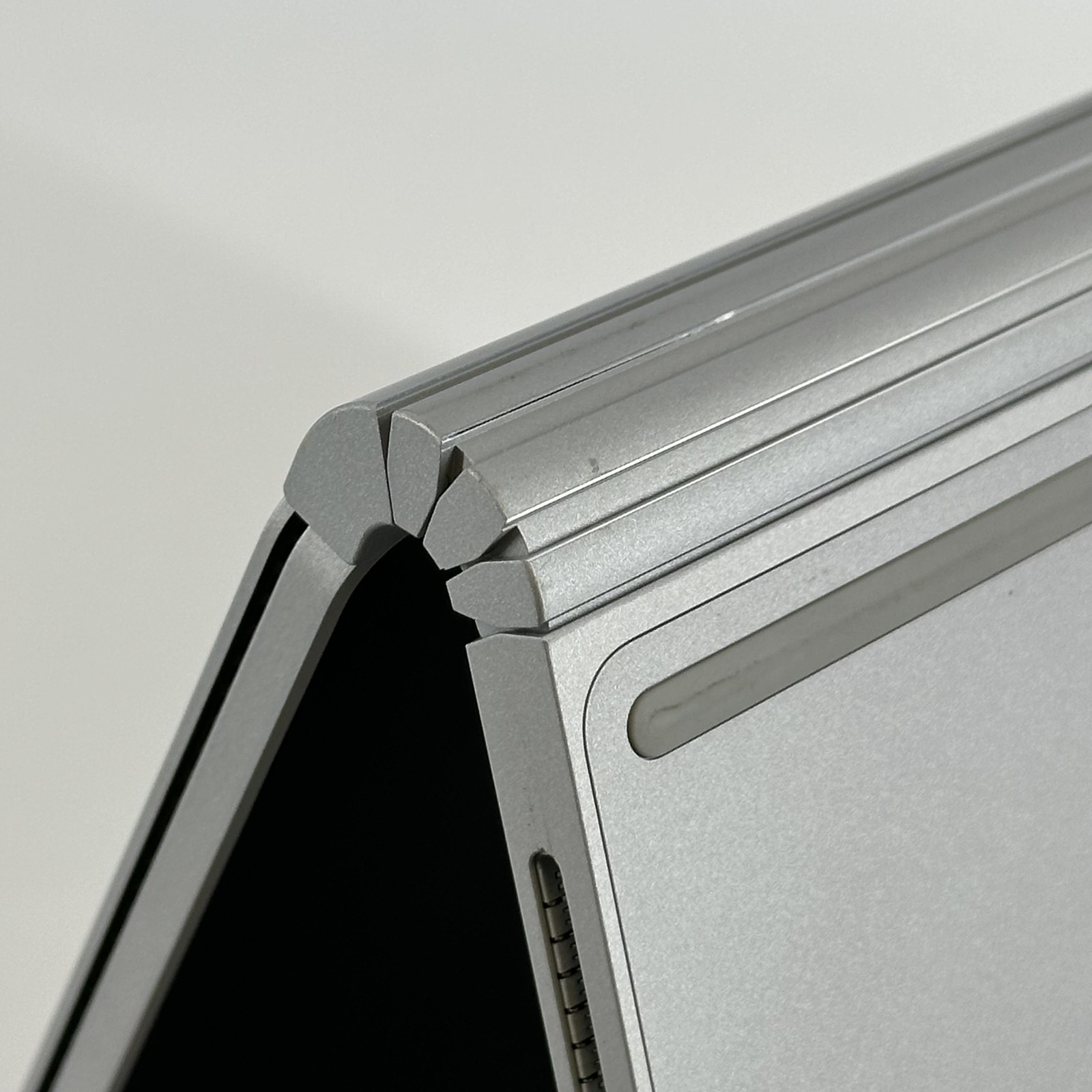 Microsoft Surface Book 3 13 QHD+ TOUCH i7-1065G7 1.GHz 16GB 256GB GTX 1650 Max-Q