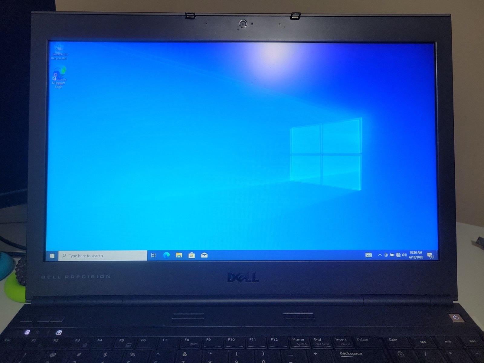 DELL PRECISION M4600 Laptop w/ Intel Core i7-2720QM 2.20 GHZ + 16GB Works Great