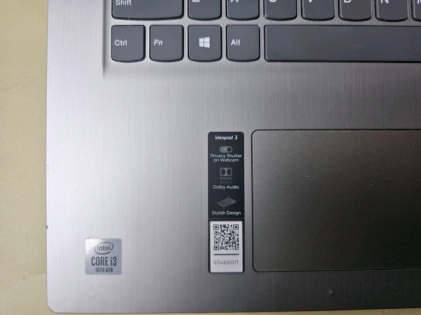 Lenovo IdeaPad 3 171ML05 10th Gen Intel Core i3 0GB SSD Cracked Screen