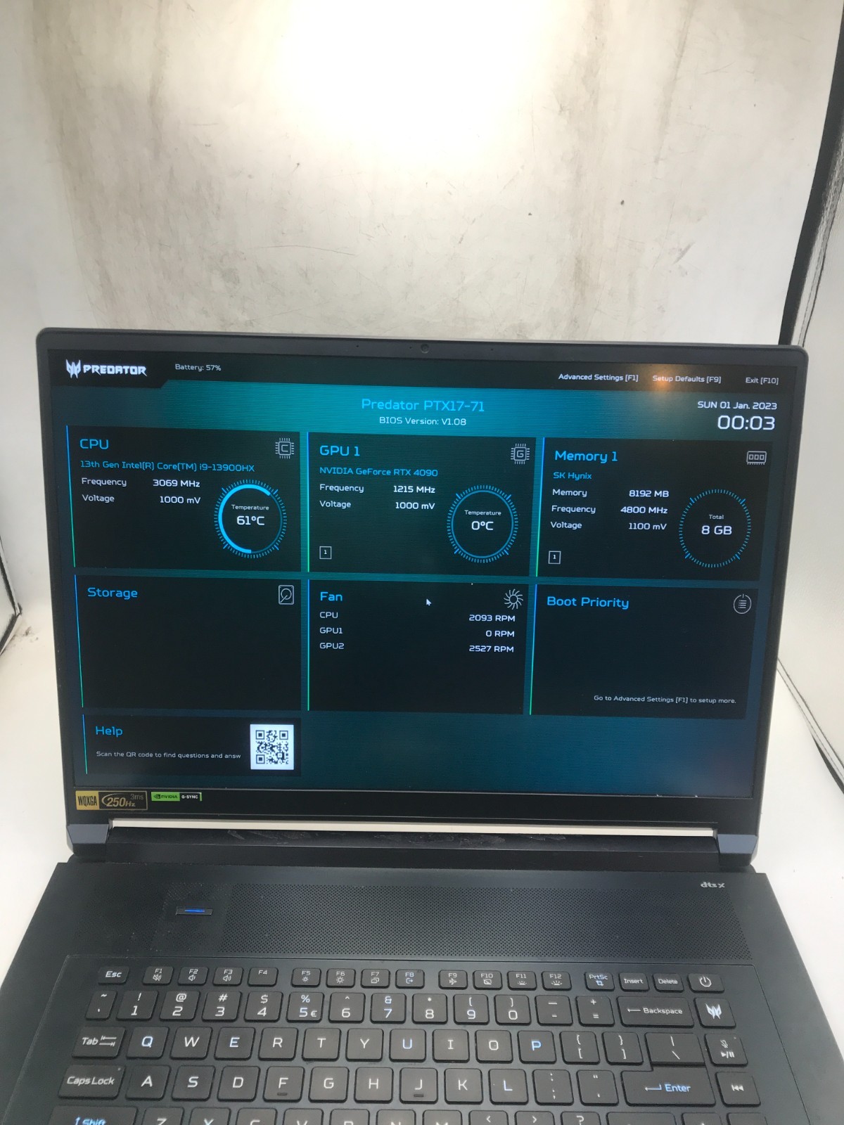 Acer Predator Triton 17X PTX17-71 17″ Intel i9-13900HX 8GB RAM RTX 4090 READ