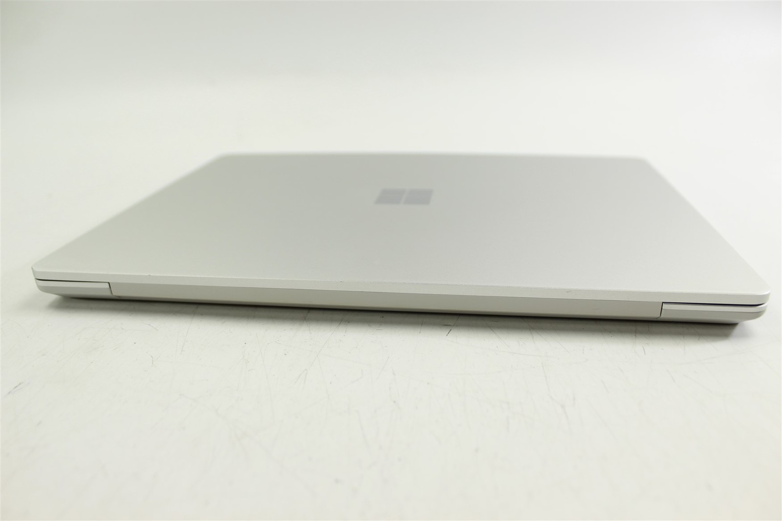 Microsoft Surface Laptop Go 2 2013 12.4″ i5-1135G7 256GB SSD 16GB RAM W11H