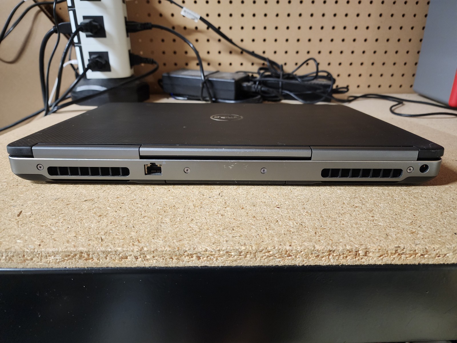 Dell Precision 7520 i7-7700HQ 2.8GHz 16GB RAM 256GB SSD Win 11 Pro Quadro M1200