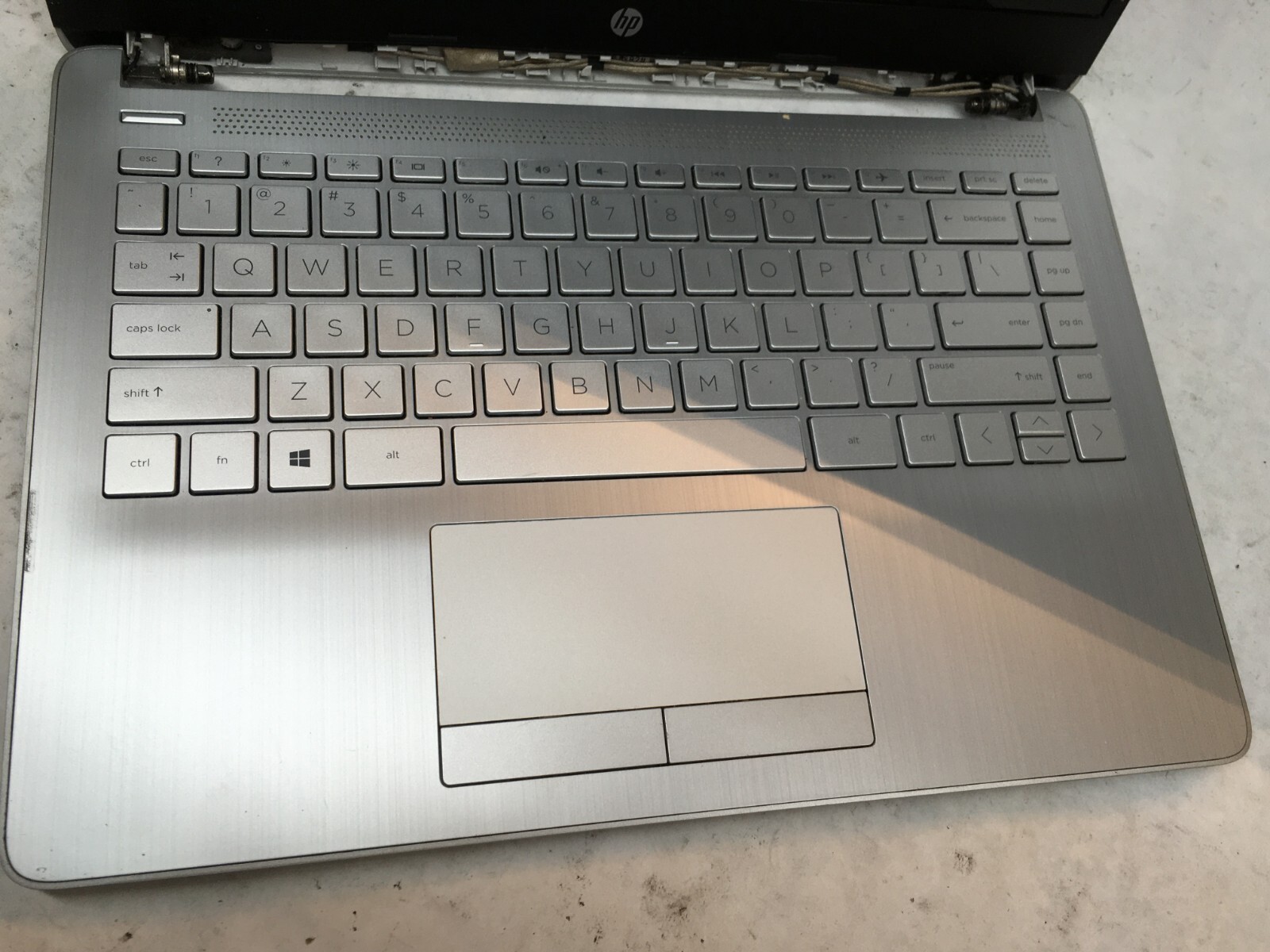 HP Laptop 14-cf2033wm 14″ Intel Pentium Silver READ DESCRIPTION -AA