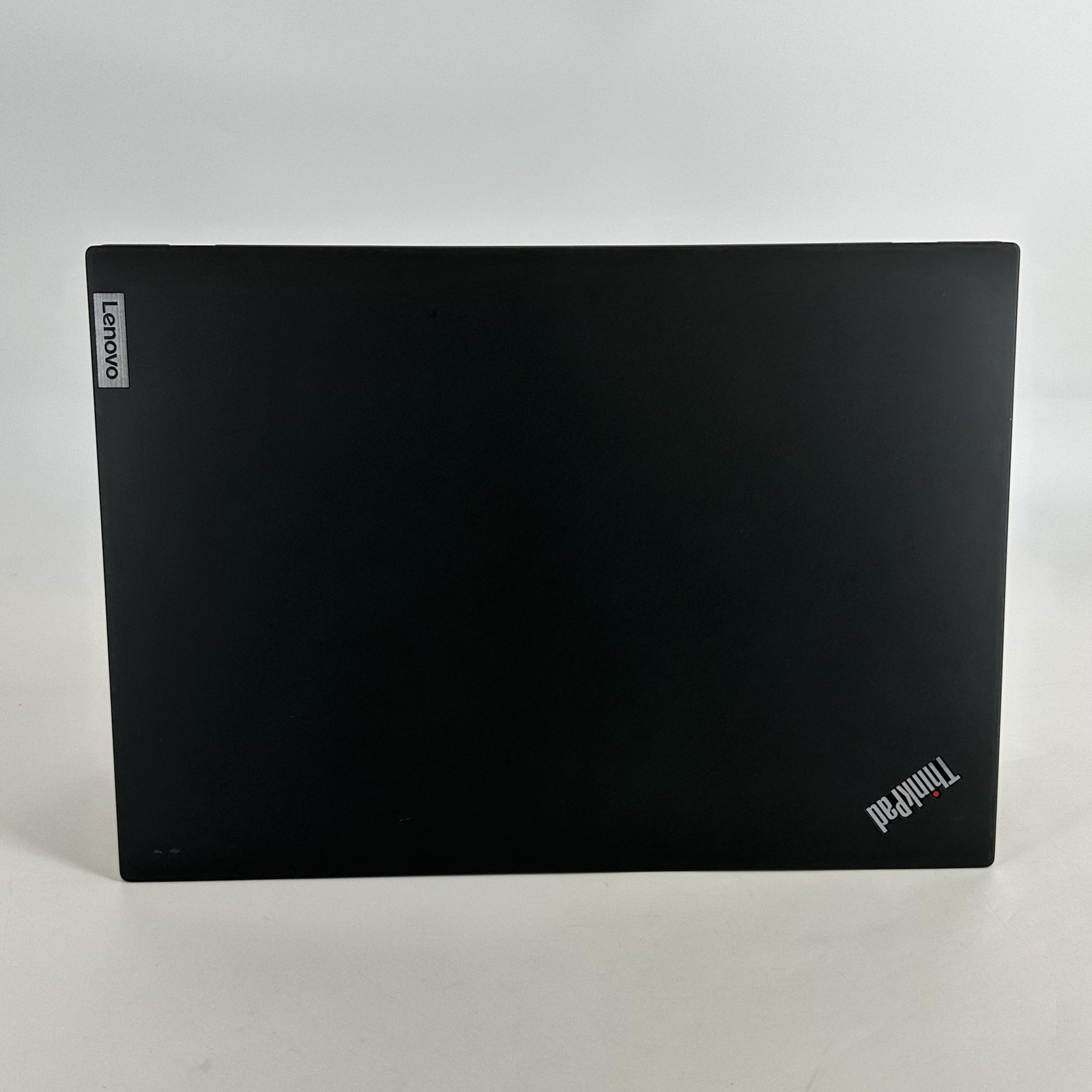 Lenovo ThinkPad T16 Gen 1 Gray FHD+ 2.1 GHz i7-1260P 16GB 512GB SSD Excellent
