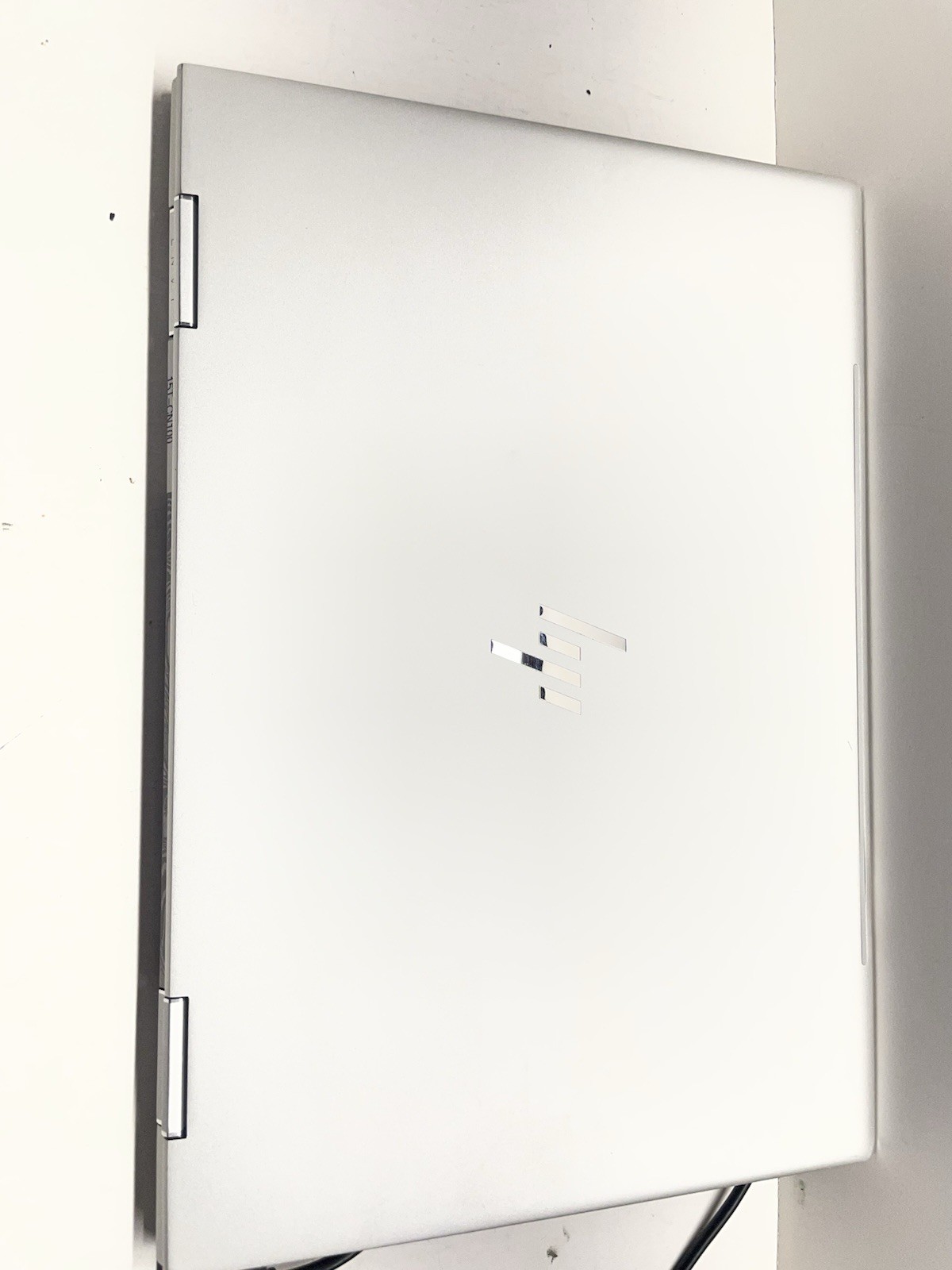 Hp Envy X360 15.6 Touchscreen Notebook Model 15t-cn100 I-7 8th Gen 1.8 GHZ 16GB