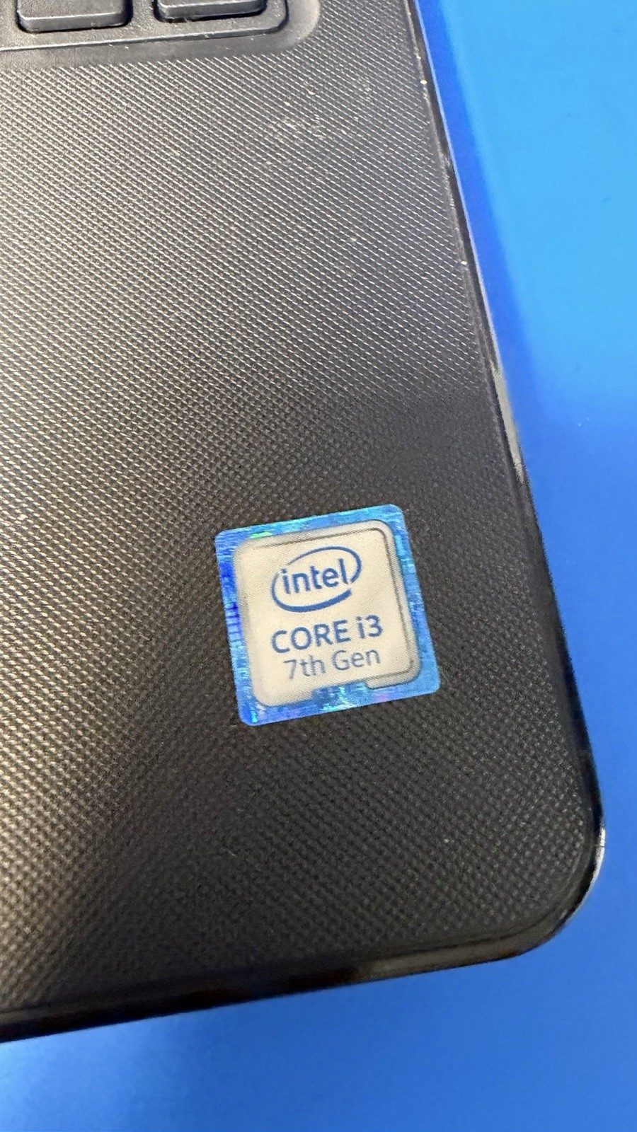 Dell Inspiron 15 3567 i3-7100U 8GB RAM 250GB SSD Windows 11 Laptop