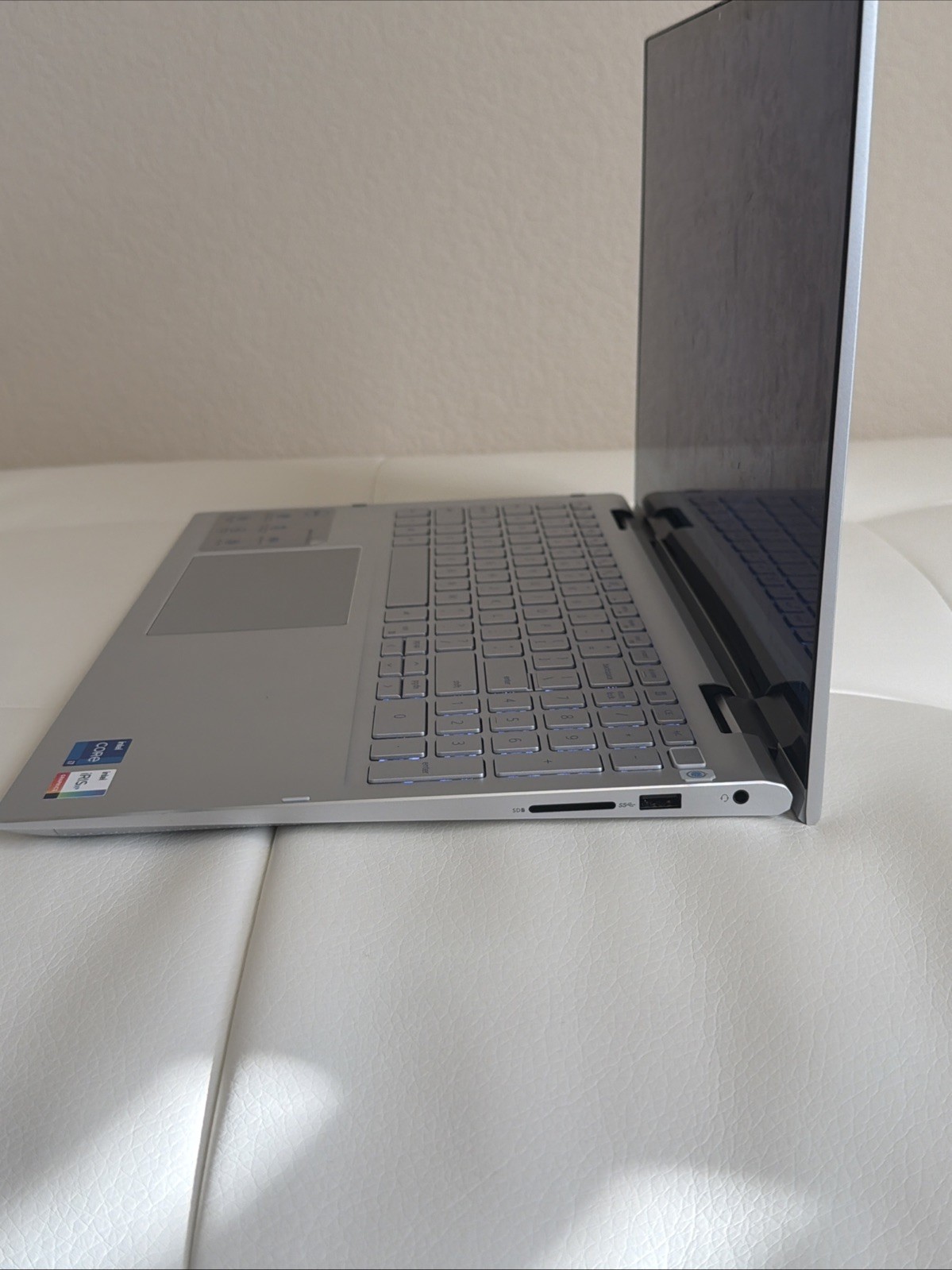 Dell Inspiron 15 7506Laptop (15, Intel Core i7-1165G7 512GB SSD, 16GB RAM) Touch