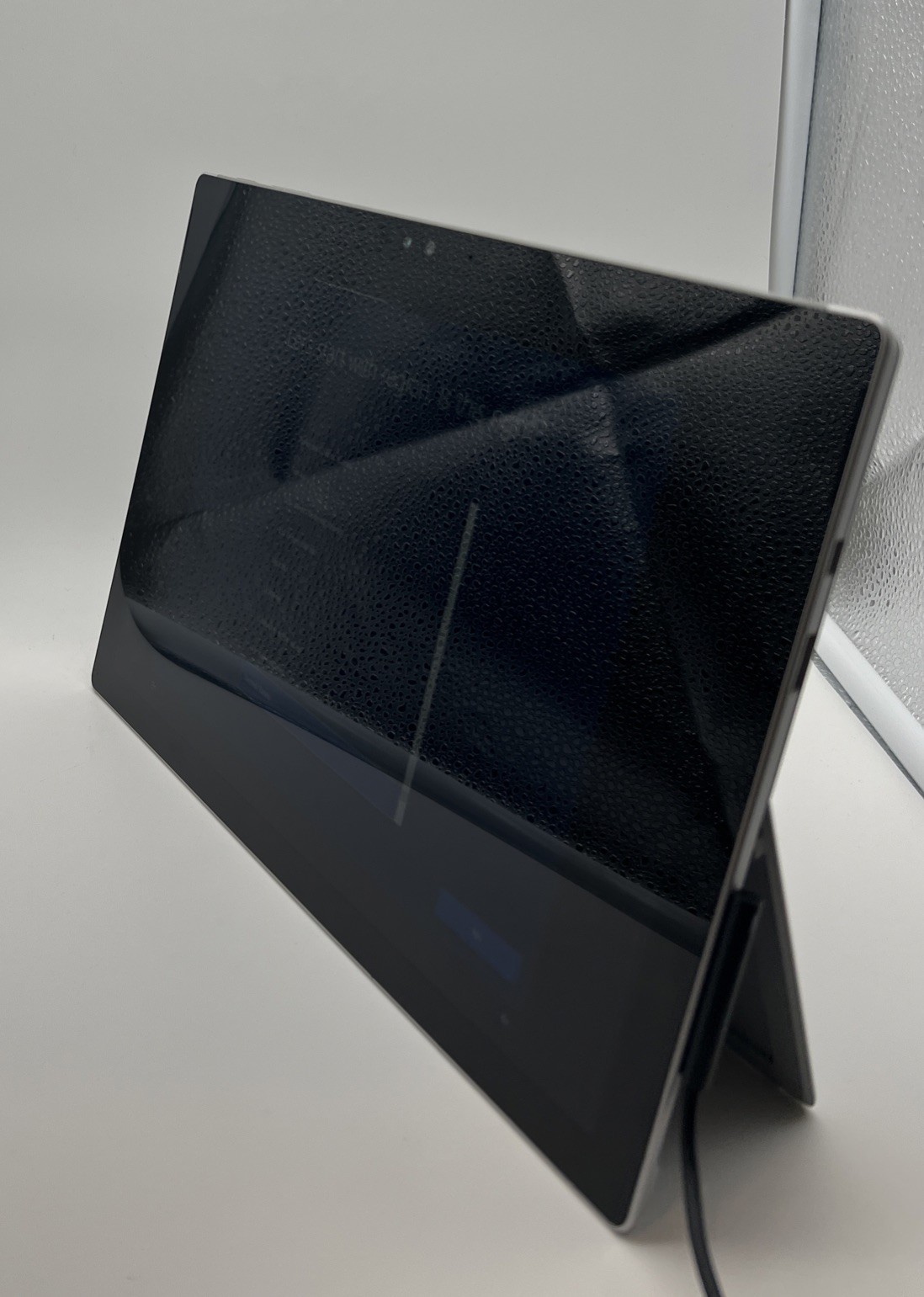 Microsoft Surface Pro 4 Core M3-6Y30 @ 0.90GHz 4 GB RAM 128 GB NO KEYBOARD 2/3