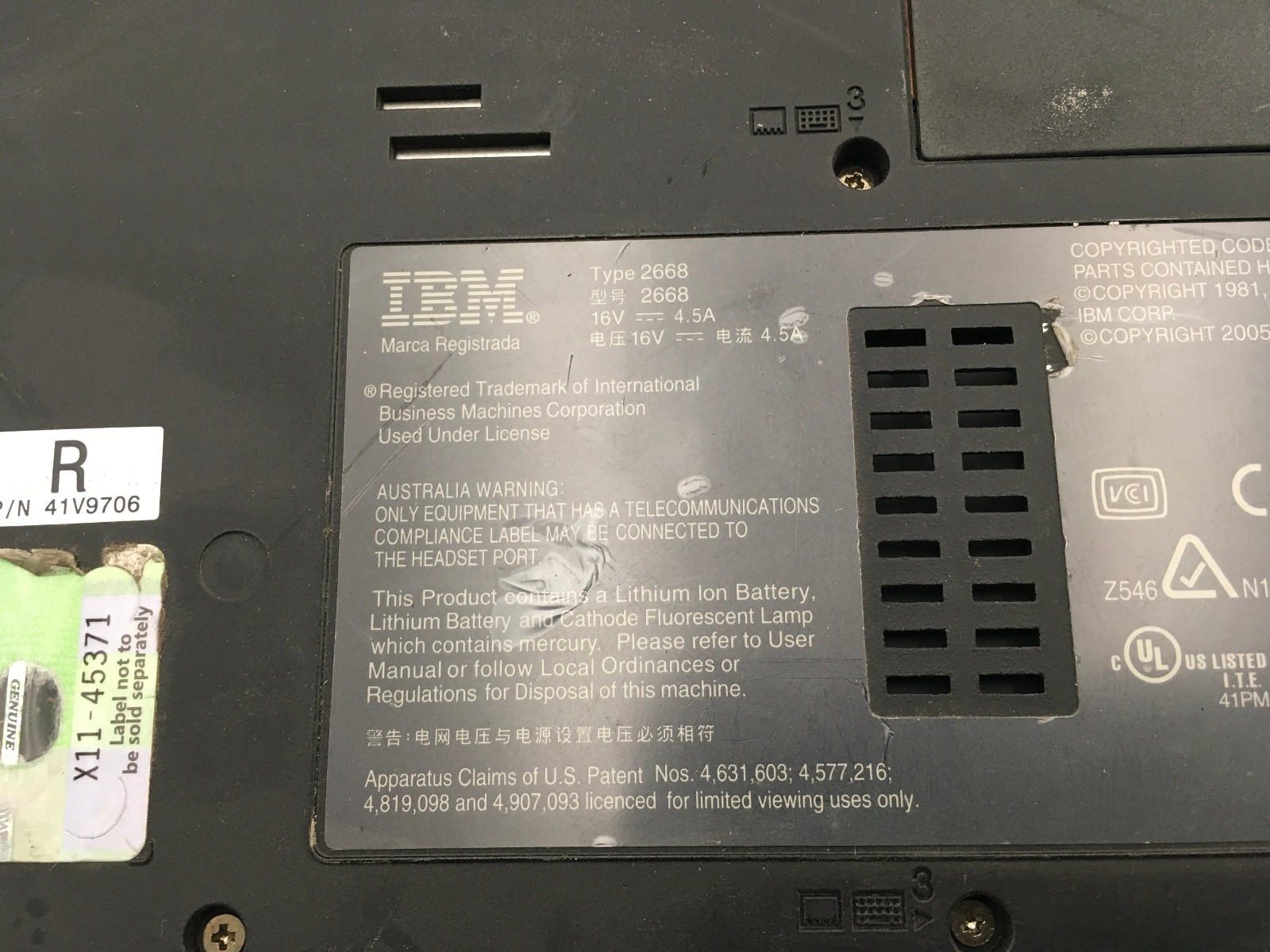 IBM THINKPAD T43 – FOR PARTS/REPAIR – INTEL CENTRINO – NO RAM – DAMAGED -READ-BB