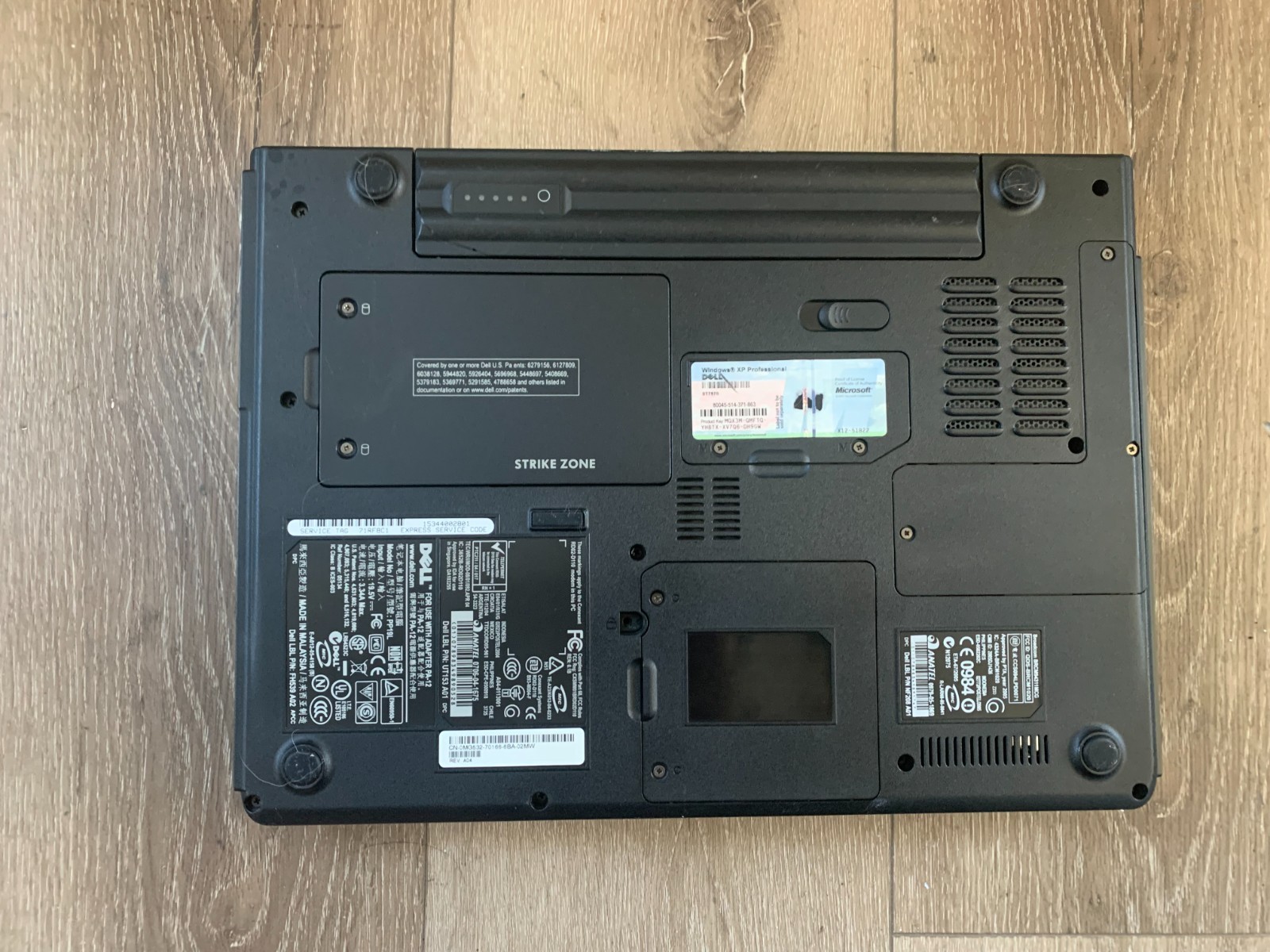 Dell Inspiron 640m 14″ Intel Core Duo T2050 1.6GHz 1GB RAM 120GB HDD Win 7 Pro