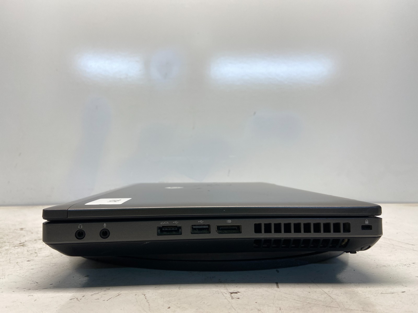 HP ProBook 6465B AMD A4-3330MX 2200MHz 4 GB NO HDD