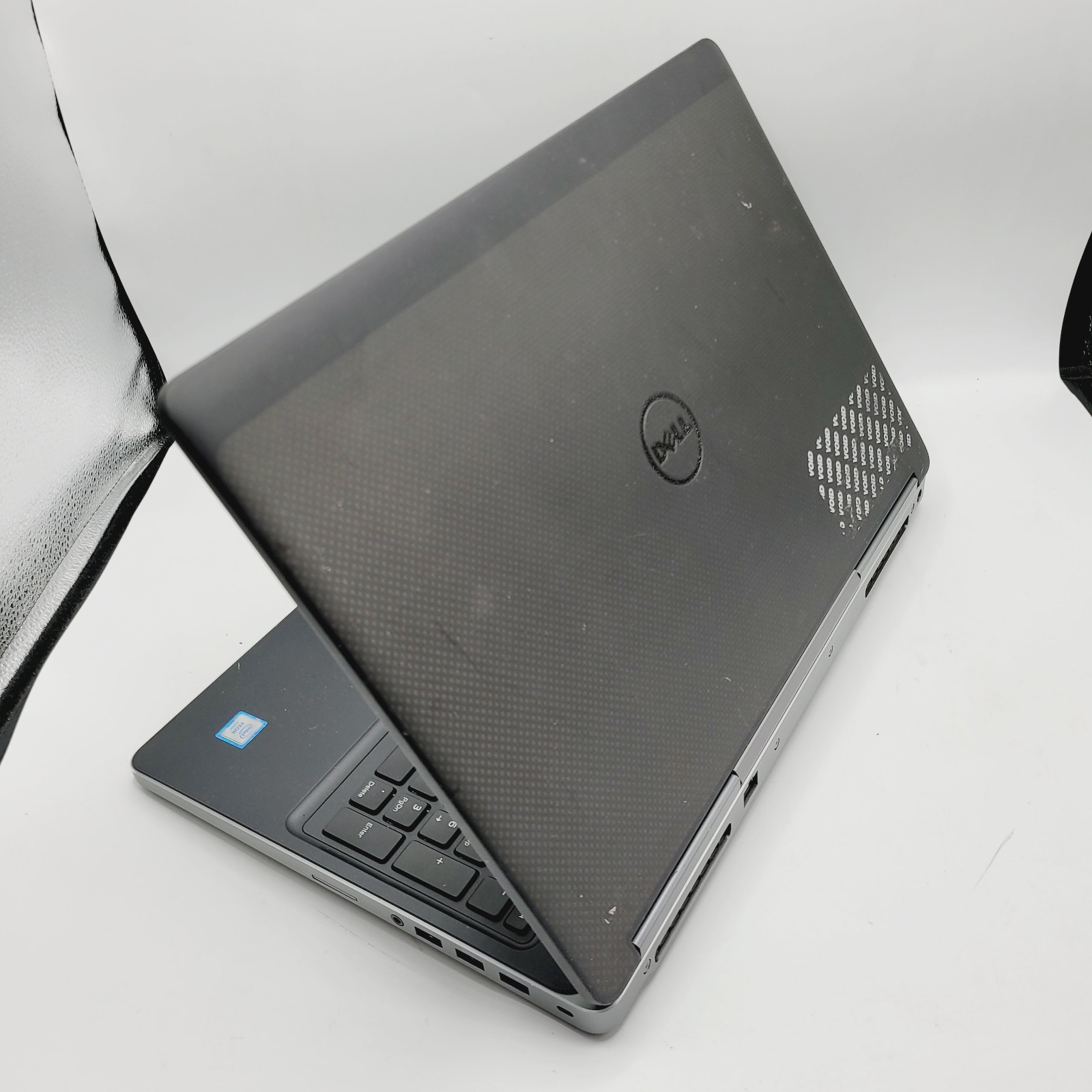 Dell Precision 7510 E3 1505M 16GB RAM No HDD 15.6″ FirePro 2GB – ***Boot to Bios