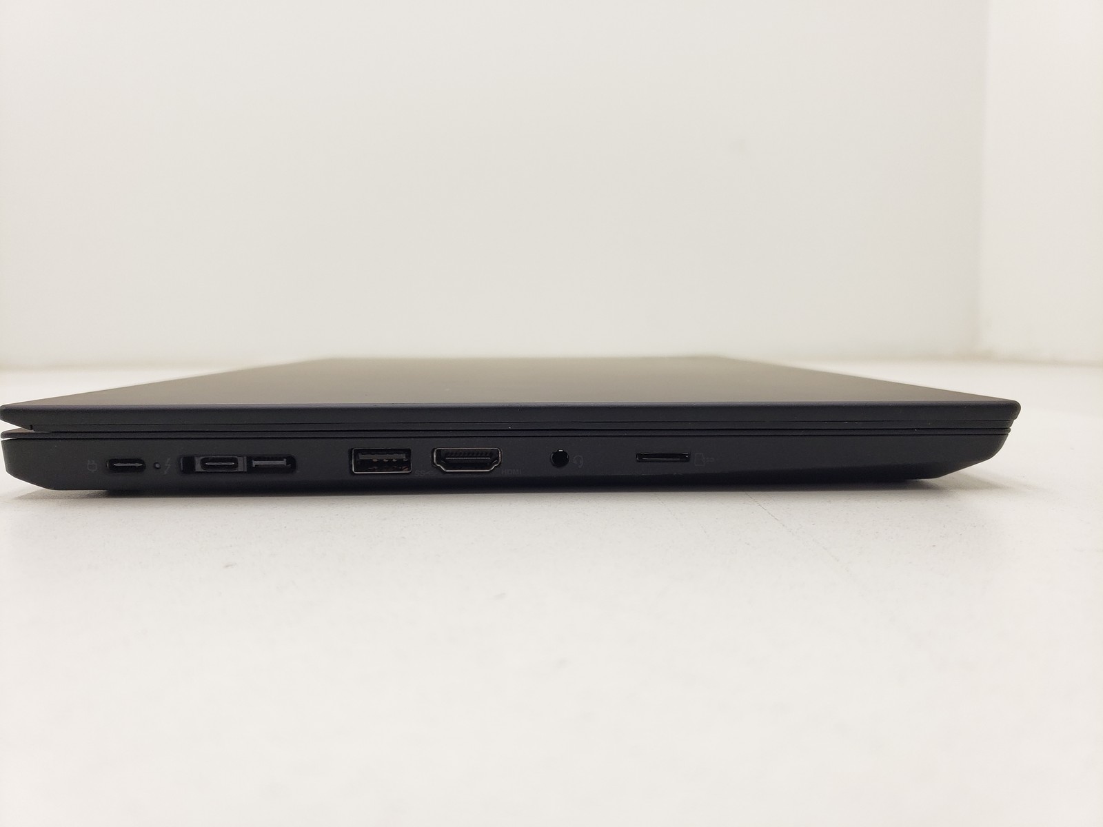 Lenovo ThinkPad T490 Intel Core i7-8565U 16GB RAM 256GB SSD 14″ FHD Laptop Win11
