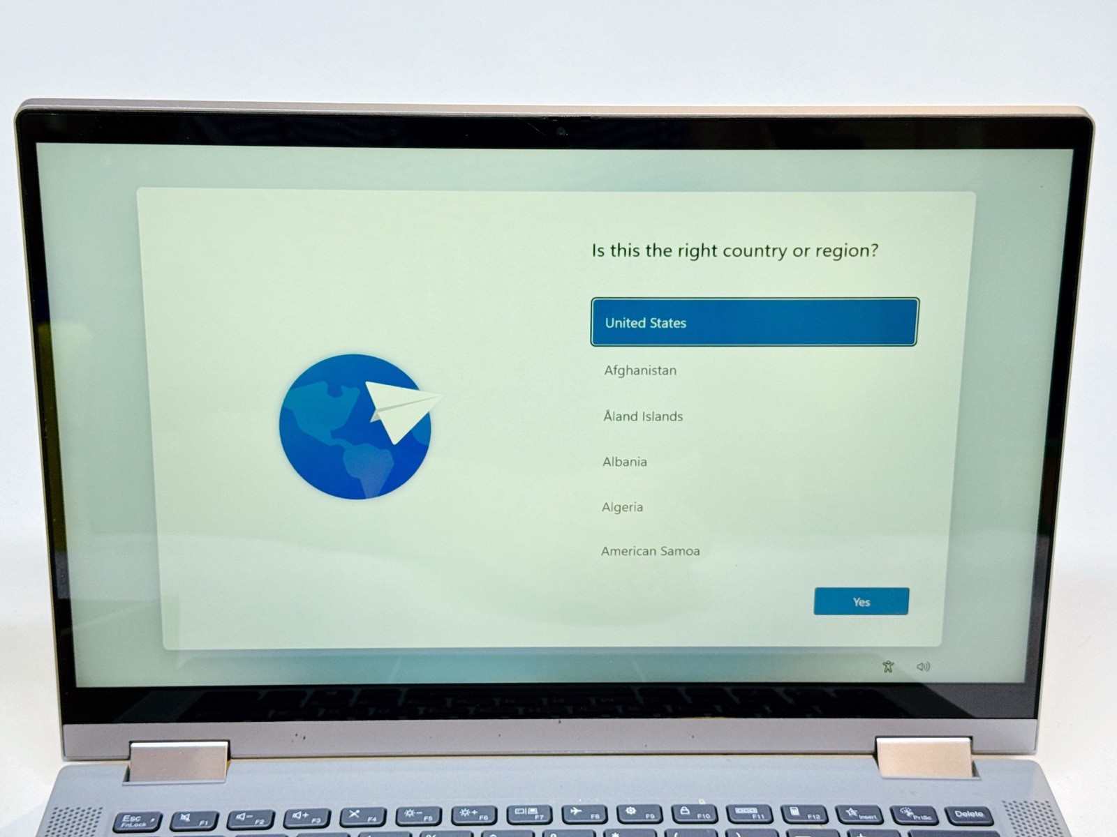 Lenovo IdeaPad Flex 5 15IIL05 15.6″ i5-10351G1 16GB DDR4 500GB SSD Win 11