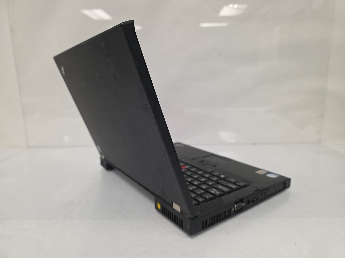 Lenovo ThinkPad R61| 7735-CT0| 512MB RAM| No HDD| No Battery| Bios locked