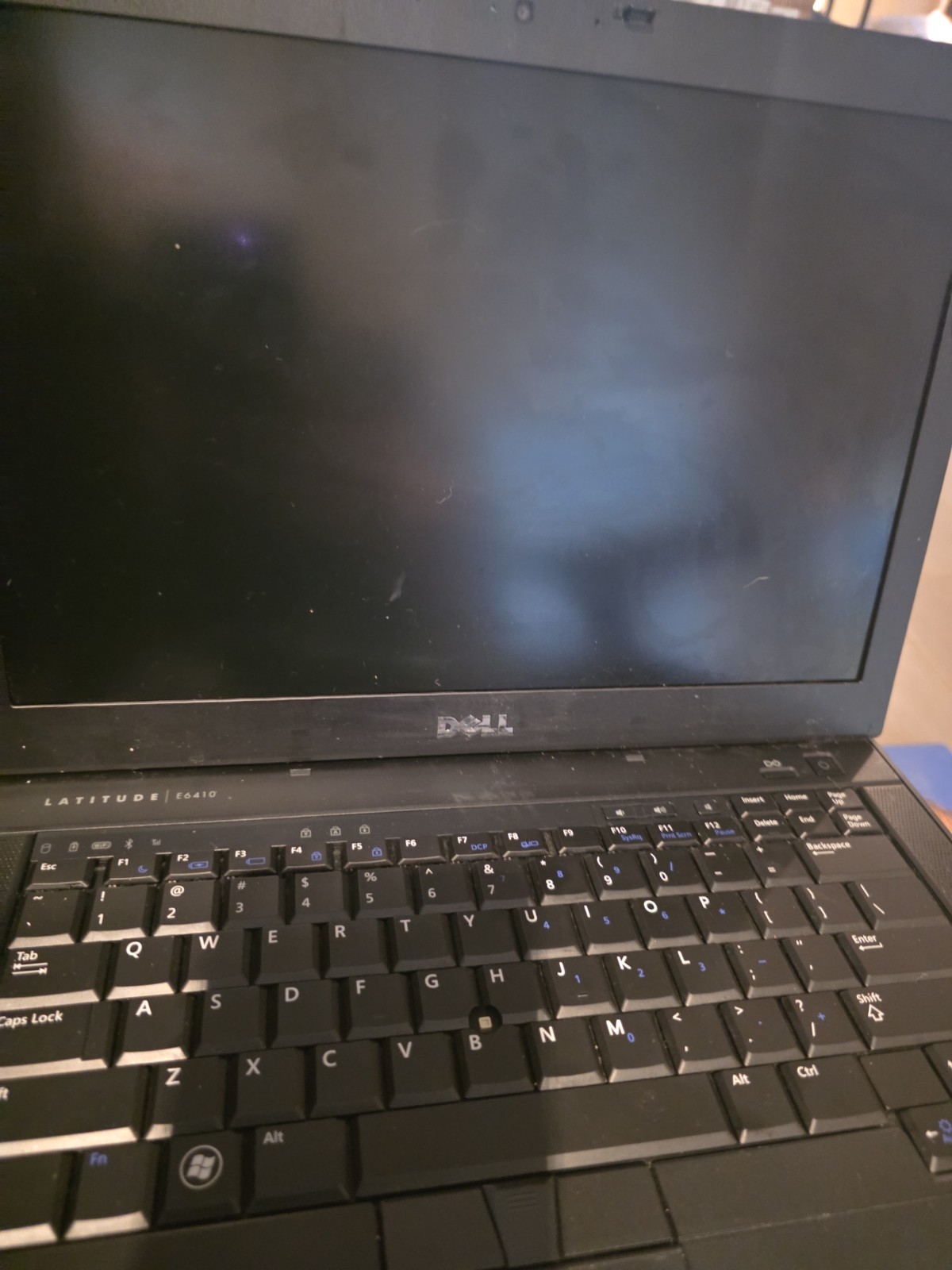 Dell Latitude E6410 14.1″ Laptop Core i5 2.4GHz 4GB RAM 160GB HDD DVD
