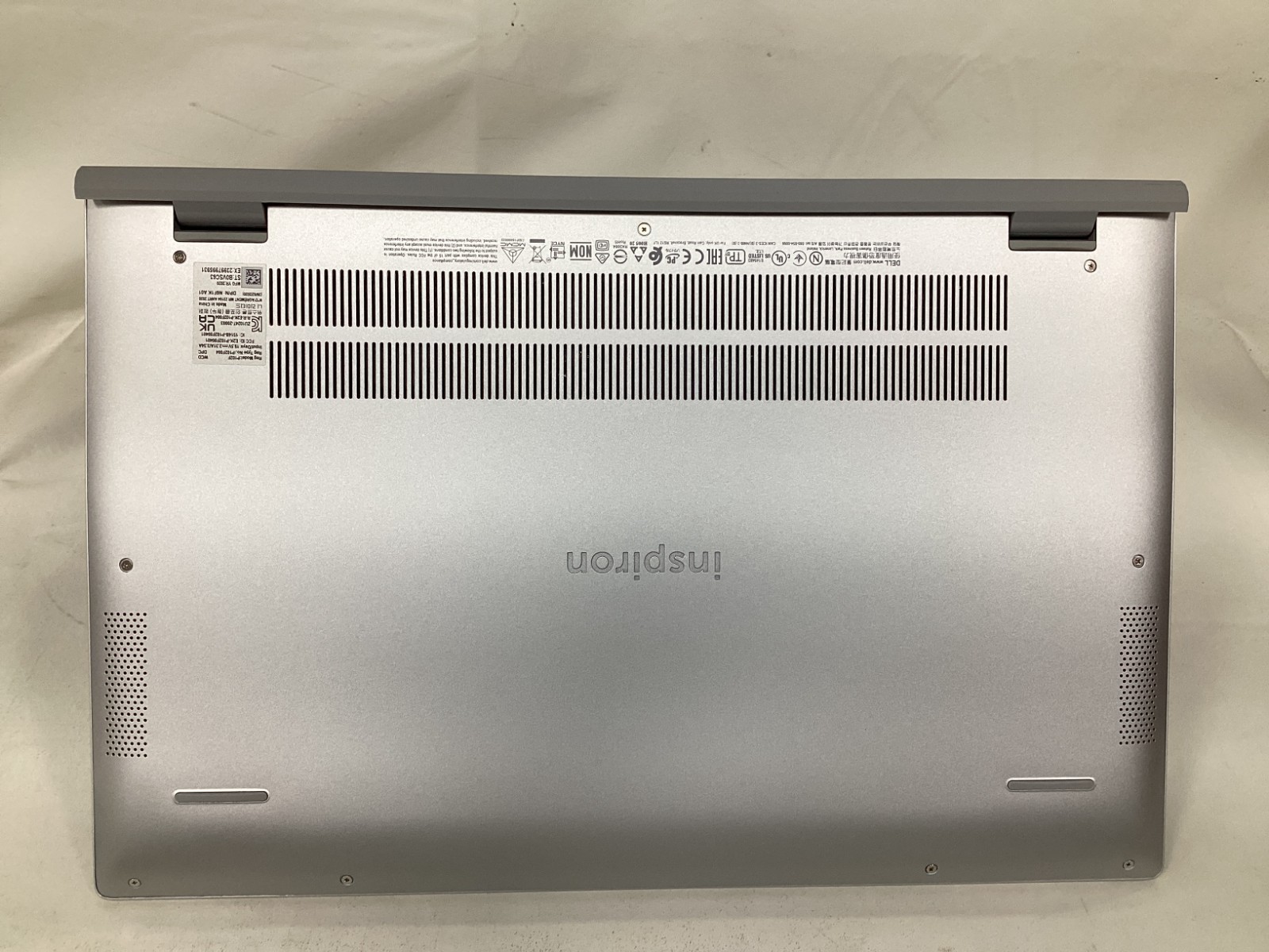 DELL Inspiron 15 5505 15.6″ FHD Laptop AMD Ryzen 7 4700U 16GB RAM 512GB SSD