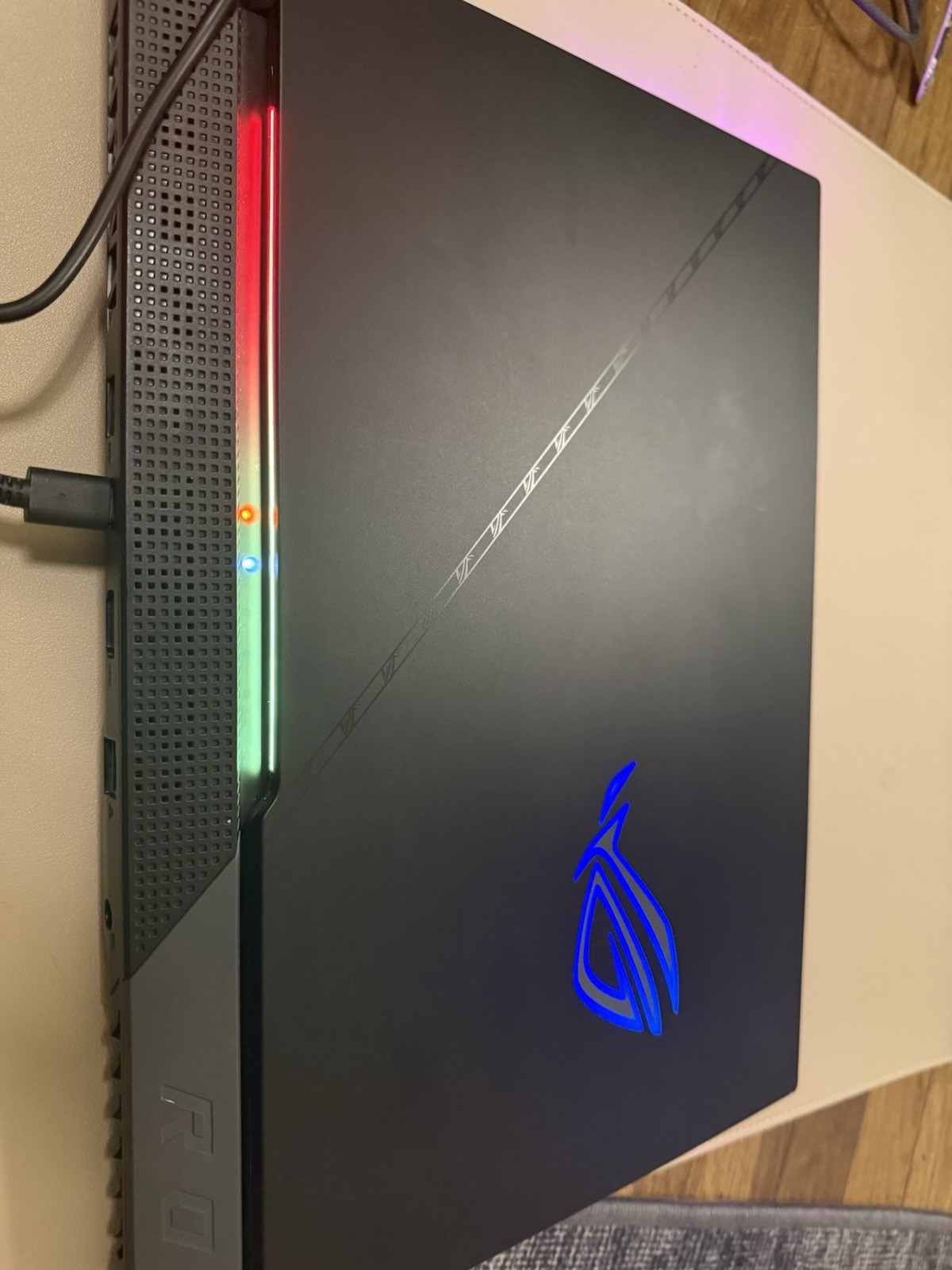 ASUS ROG STRIX SCAR G533QS 15.6” 300hz, 6TB SSD, RTX 3080, Ryzen 9, 32gb Ram,