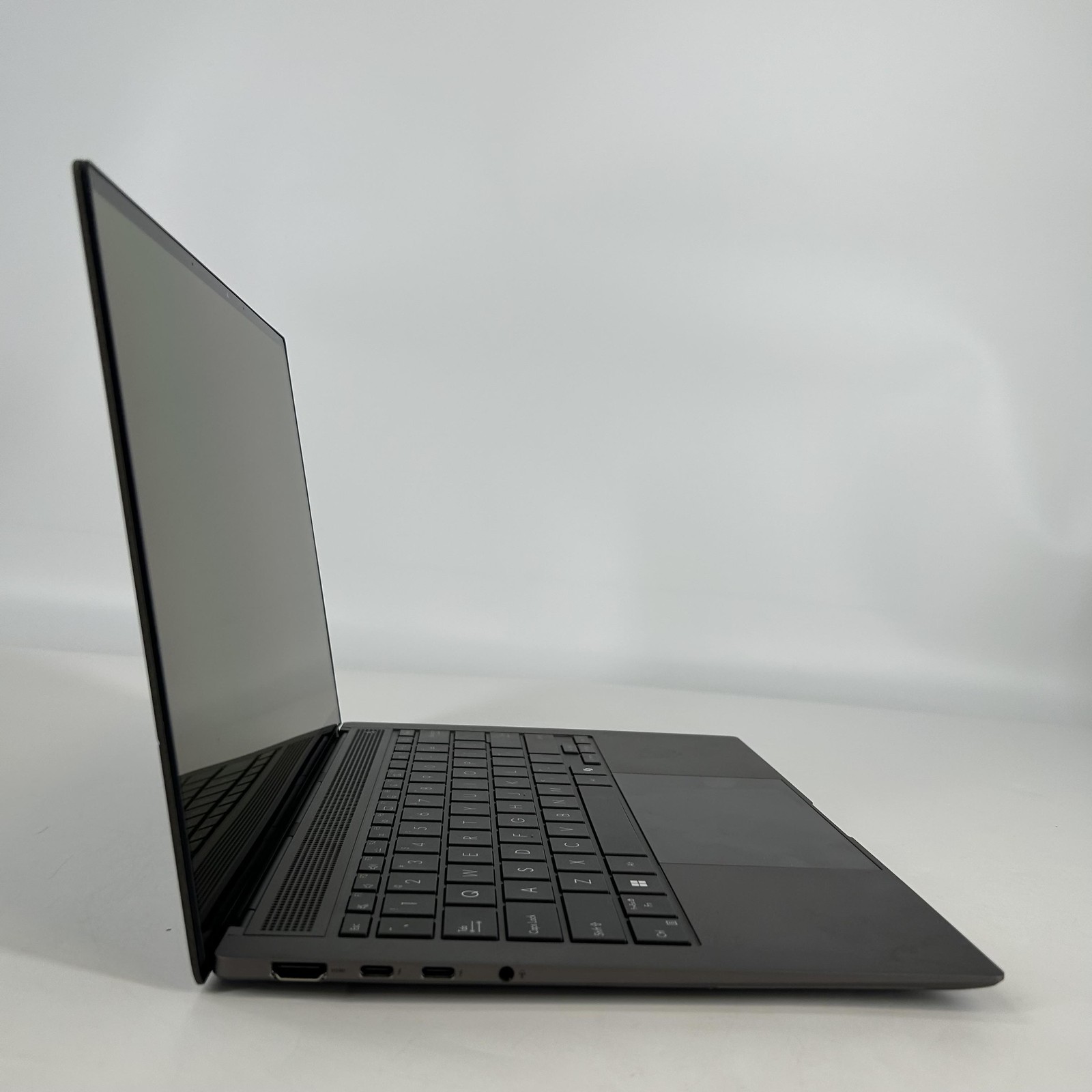 Asus Zenbook S 14 120Hz QHD+ TOUCH 2.2 GHz Ultra 7 258V 32GB 1TB SSD Excellent