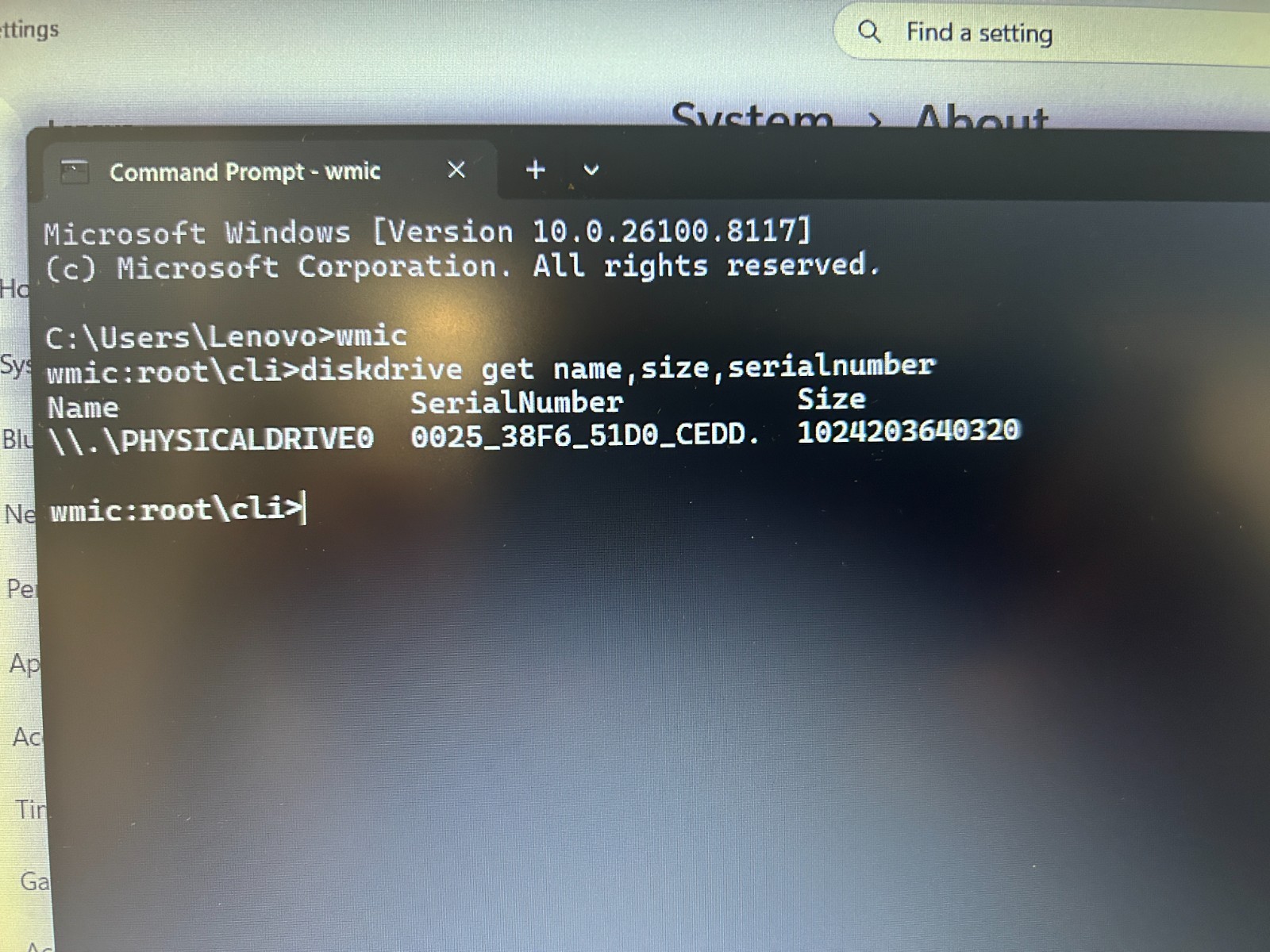 Lenovo V15 G5 IRL, Intel Core 7 240H, 2.50 GHz, 16 GB RAM, 1 TB NVMe SSD