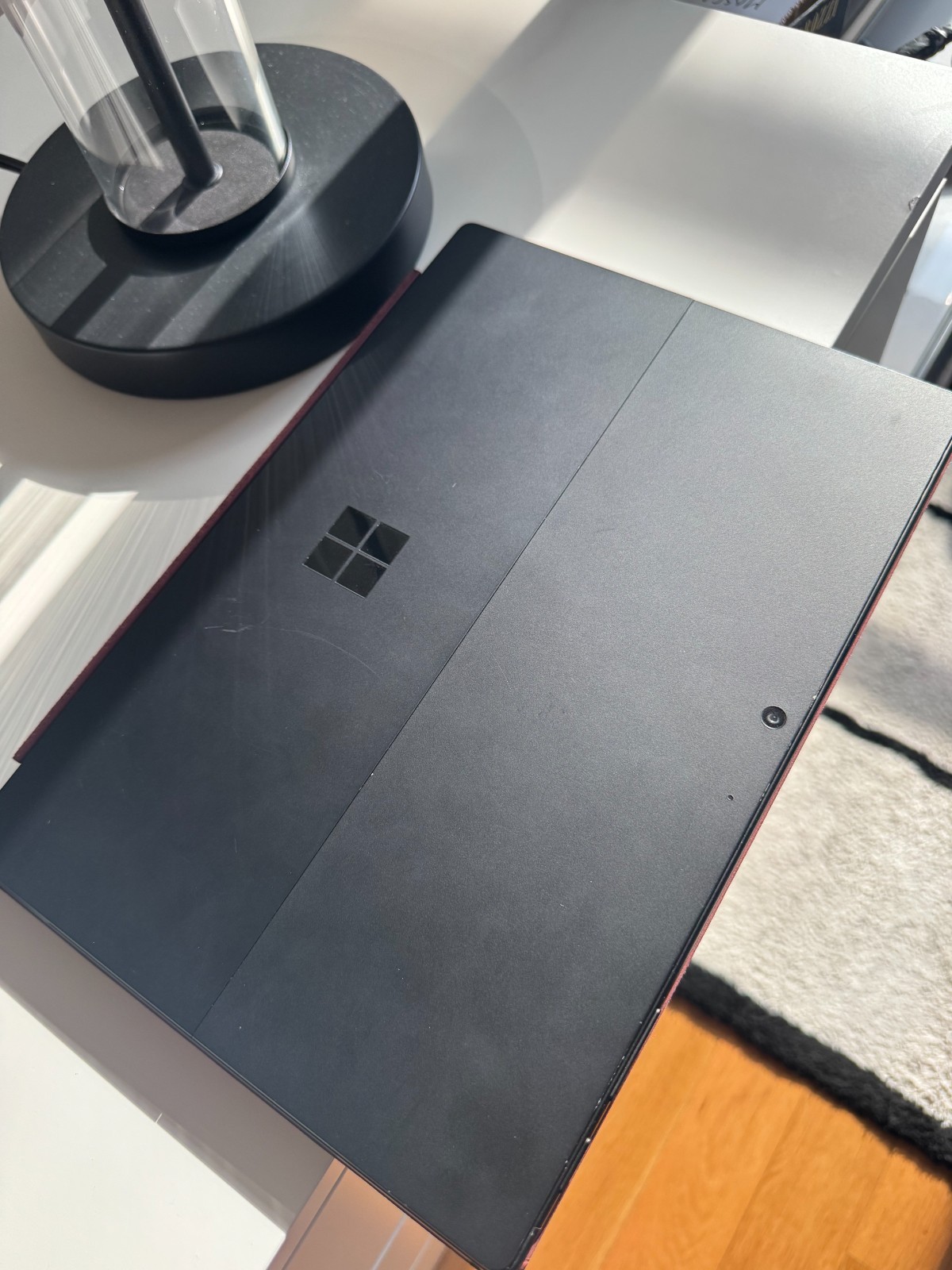 Microsoft Surface Pro 7 i5 8GB RAM 256GB + Type Cover (Burgundy) + Pen (2)
