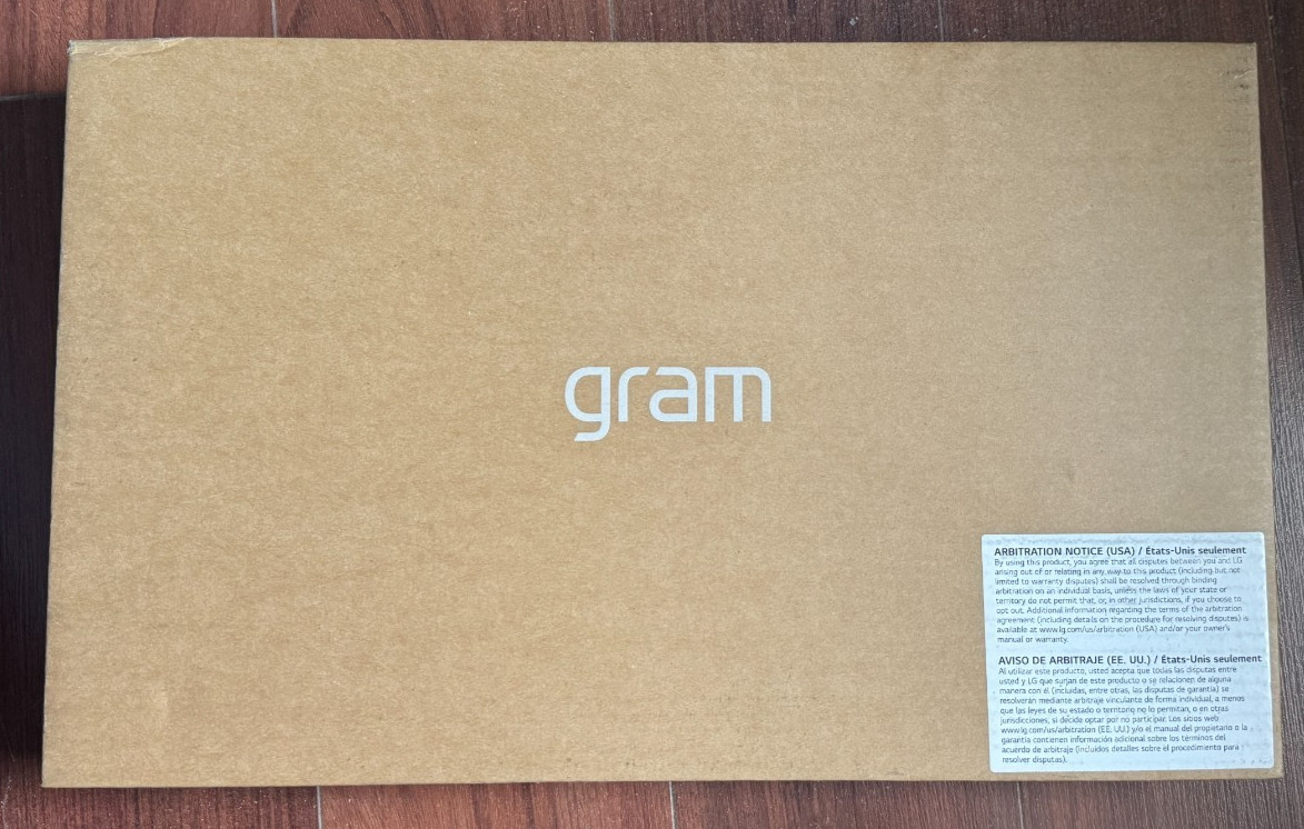 LG gram Max 17″ 2.5K Touch Laptop Ultra 7 355 32GB RAM 1TB SSD 17Z90UB-H.AU76U3