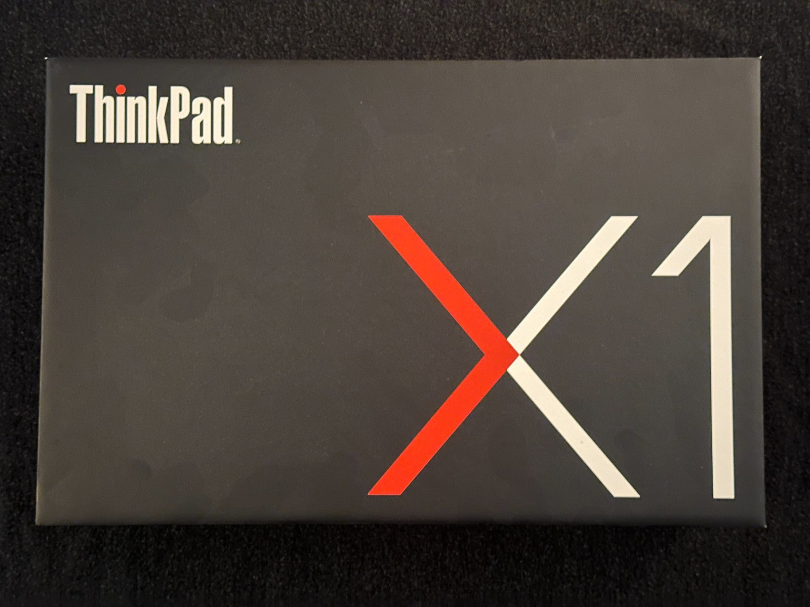 Lenovo ThinkPad X1 Carbon 5th Gen (256GB SSD Intel Core i5-7300U 3.5GHz 16GB)